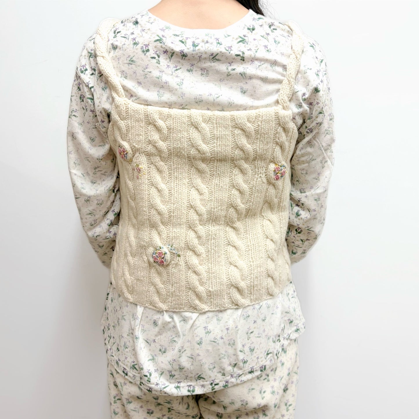 blooming cable camisole / white / ブルーミングケーブルキャミソール