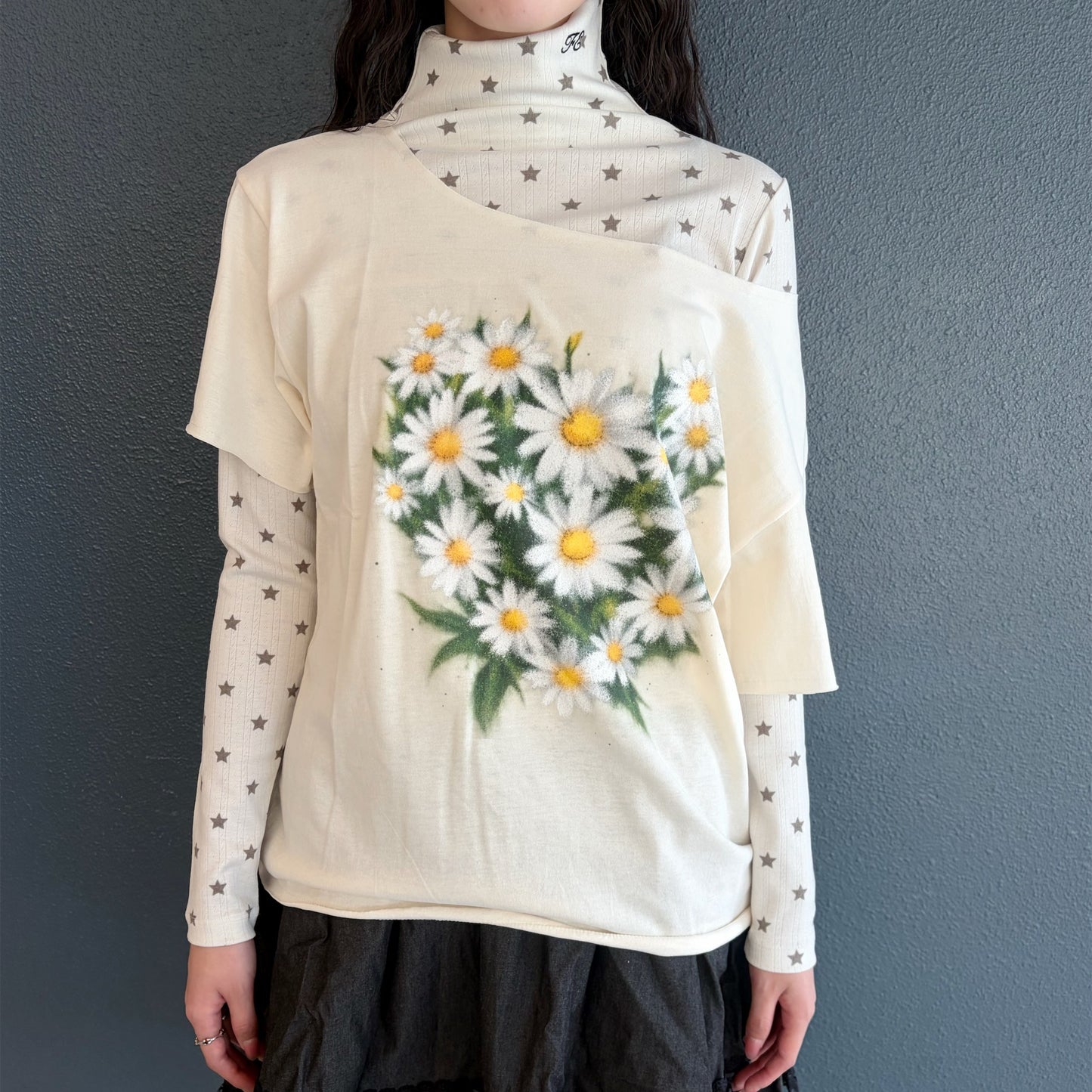 [F.E.E.S] star eyelet turtleneck / cream / スタータートルネックトップ