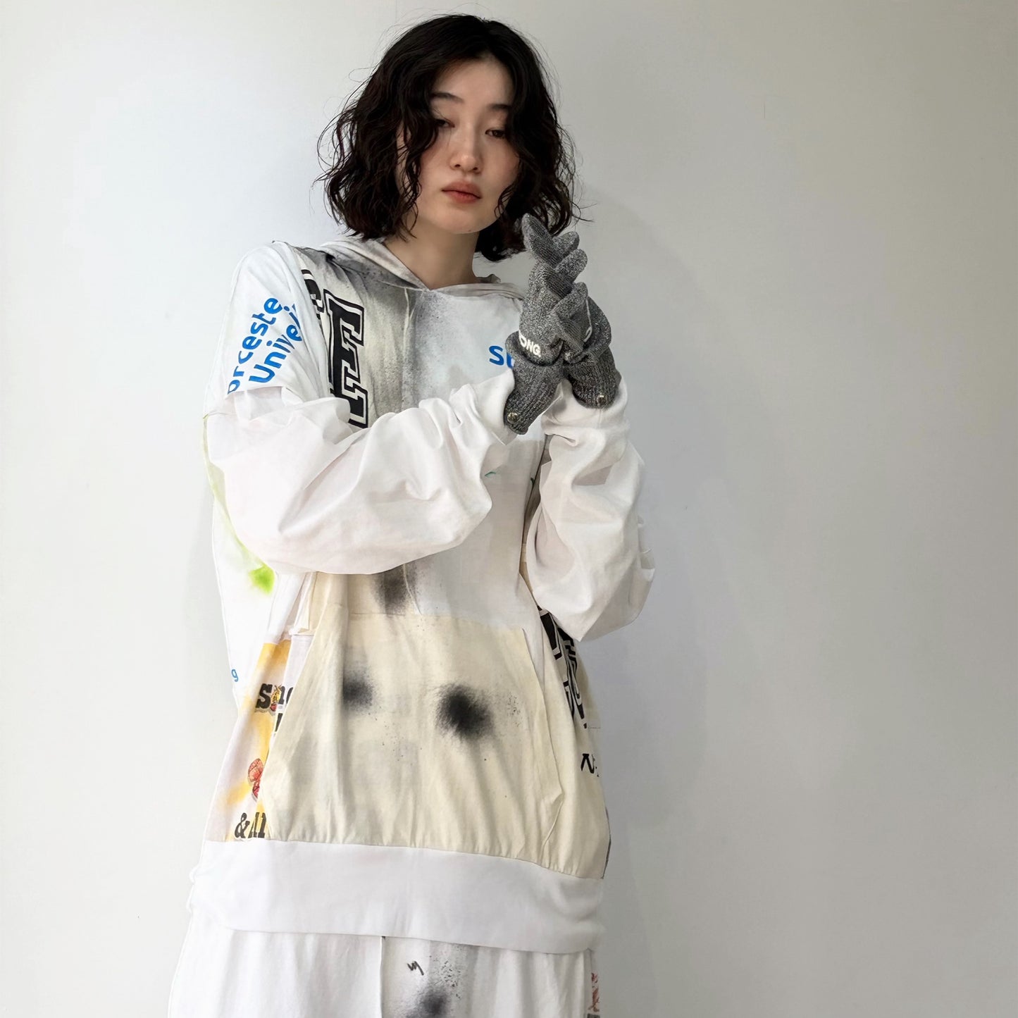 GLOVE-TROTTING RECONSTRUCTED DRESS / WHITE / Tシャツ構築レイヤードドレス