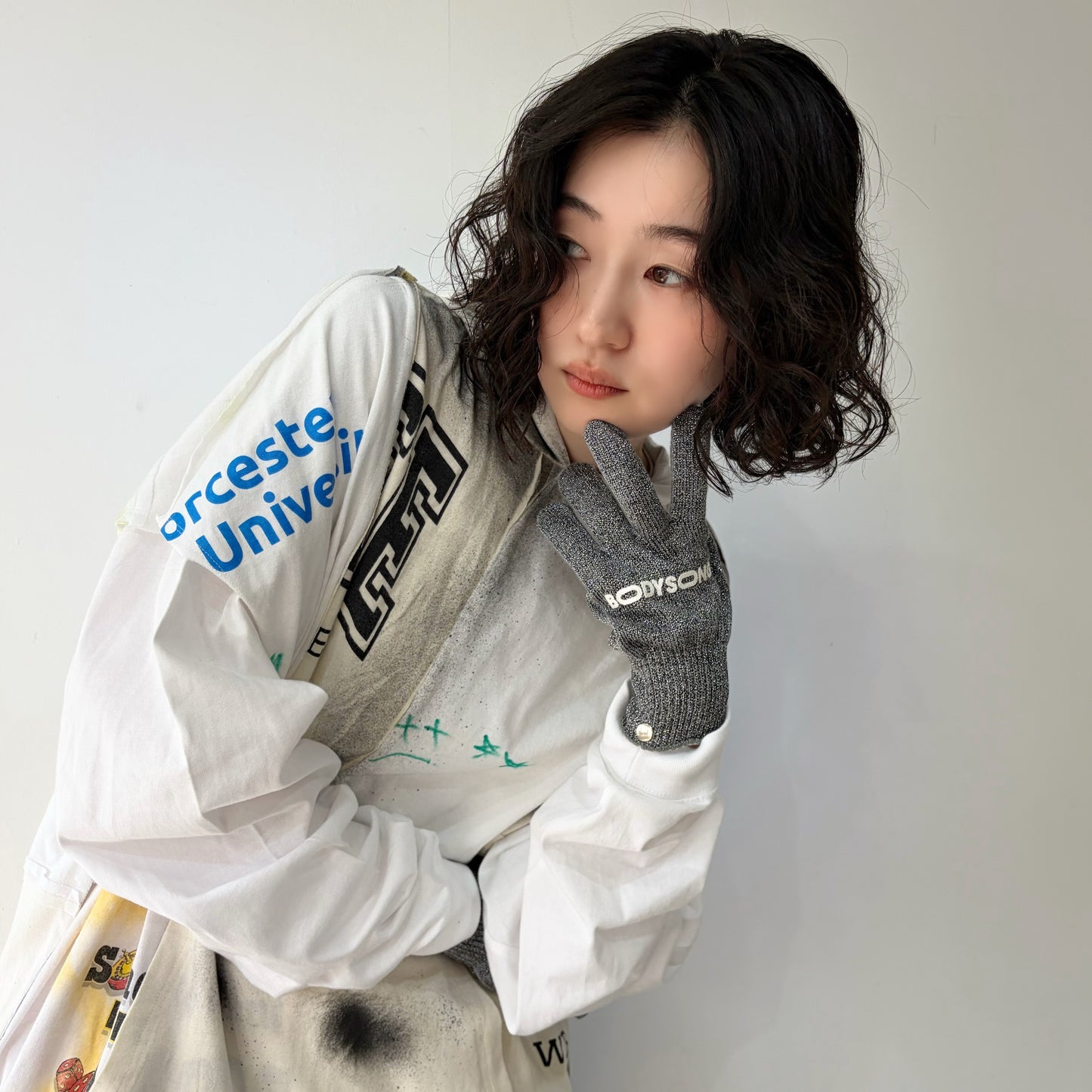 GLOVE-TROTTING RECONSTRUCTED DRESS / WHITE / Tシャツ構築レイヤードドレス