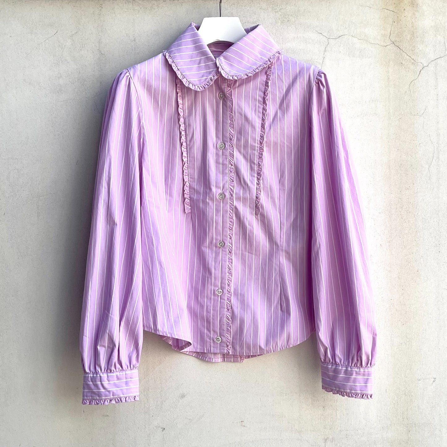 BACK OPEN SHIRT STRIPE / PINK / フリルストライプシャツ