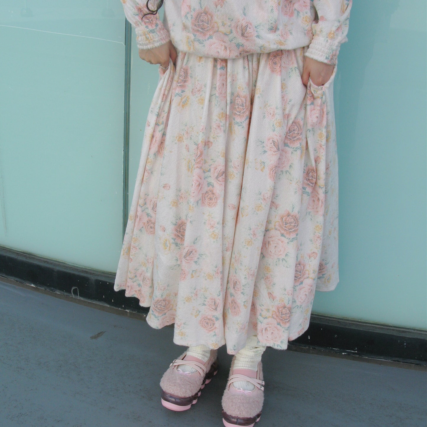 WORN FLORAL DRESS / WORN FLORAL / フラワーパターンドレス