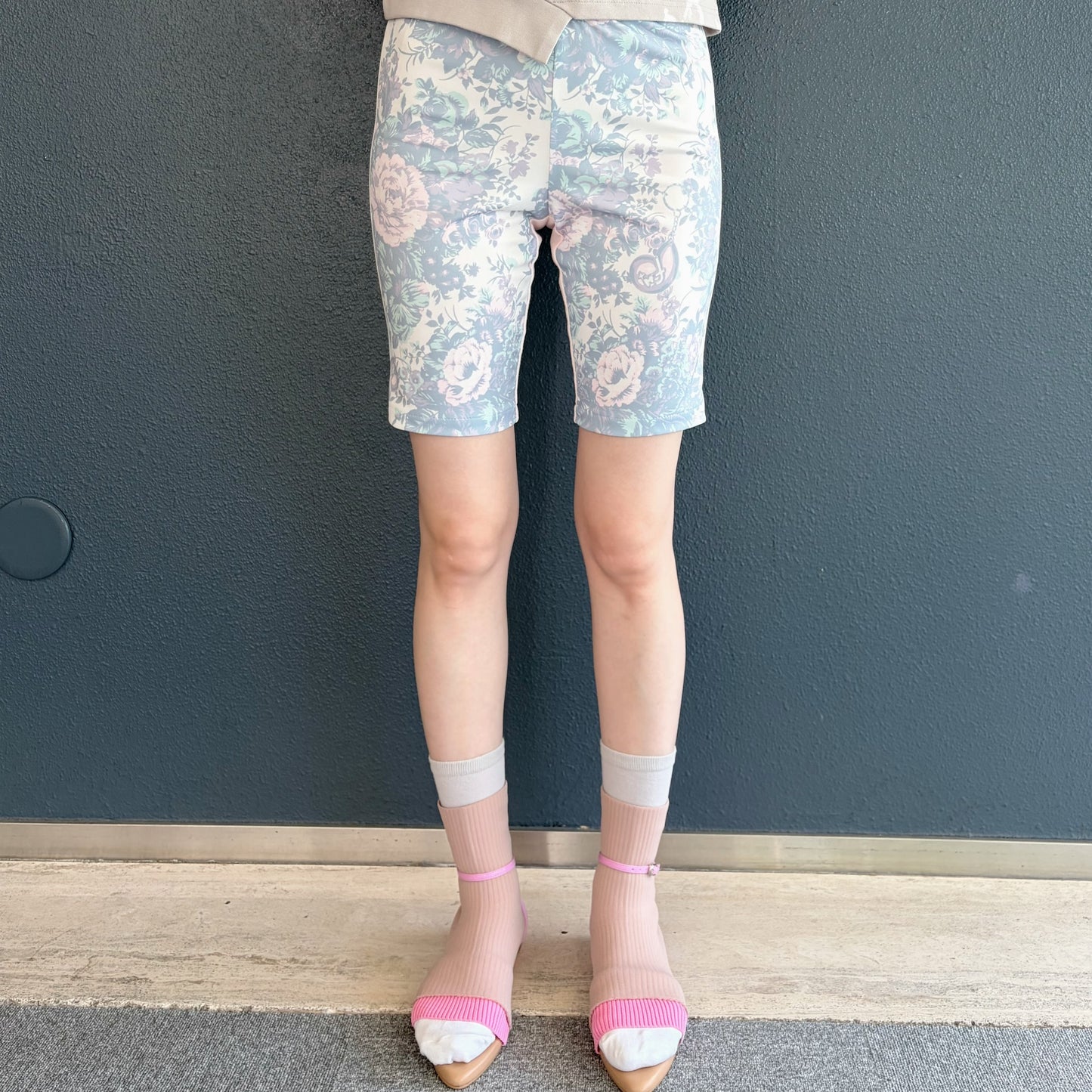 print medium shorts / flower / プリントミディアムショーツ