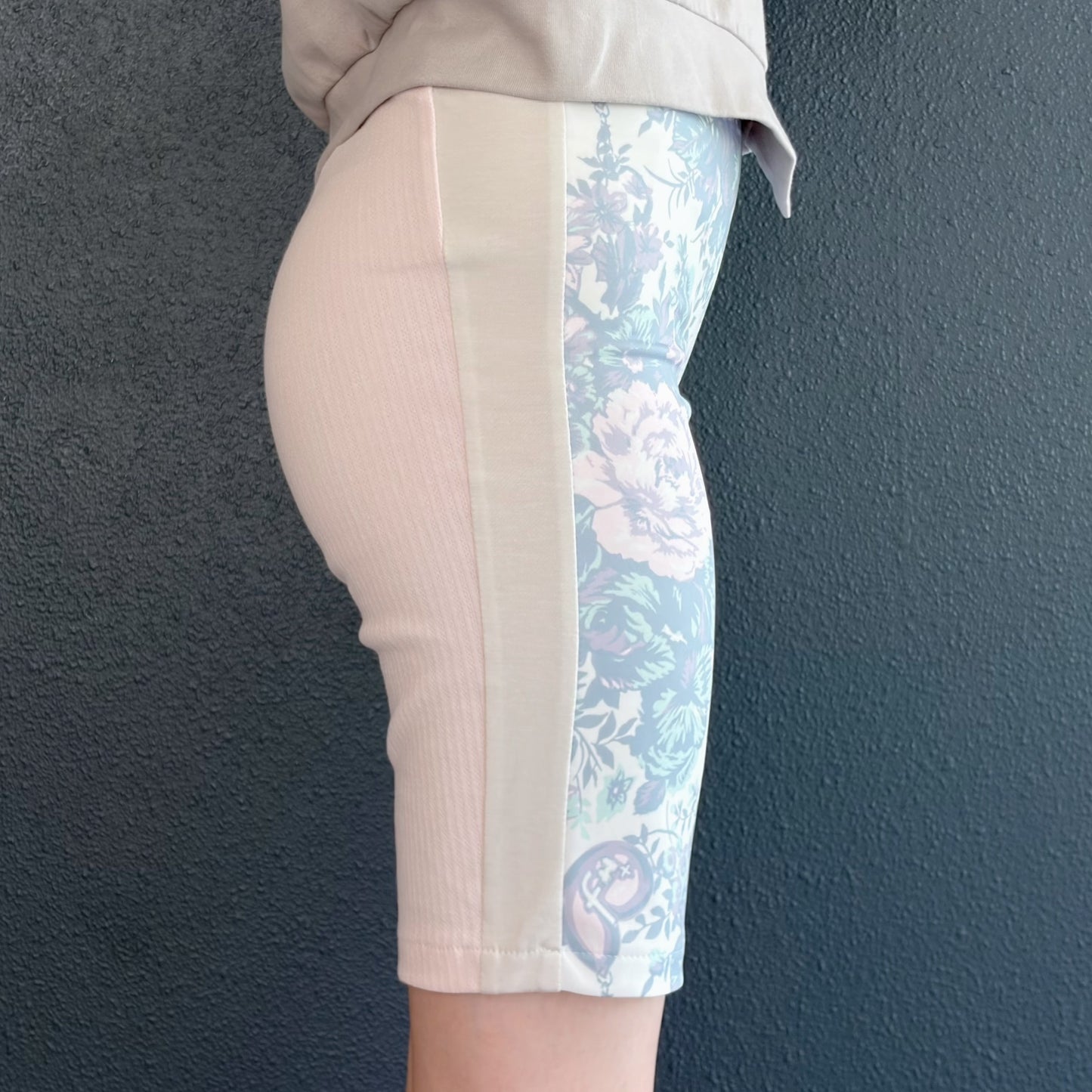 print medium shorts / flower / プリントミディアムショーツ
