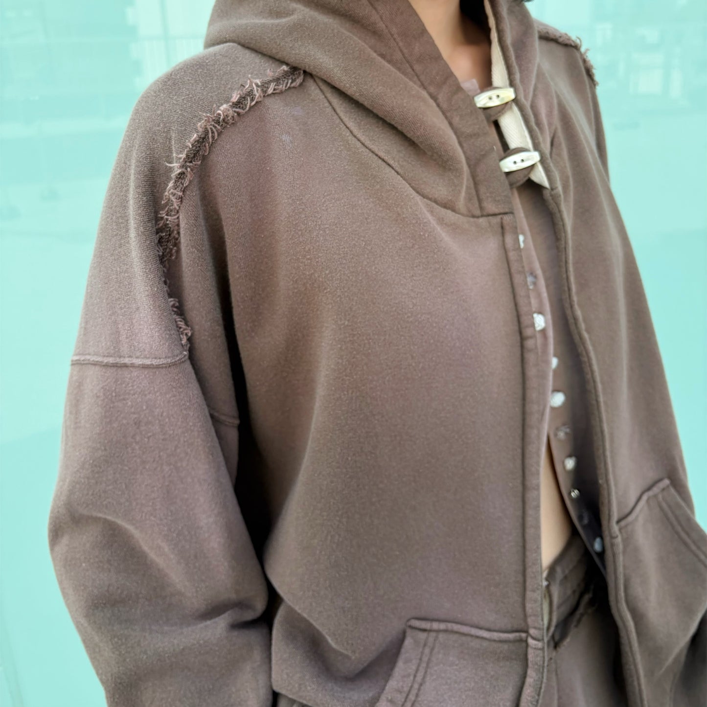 Bleach waves hoodie / DUST BROWN / ブリーチフーディー