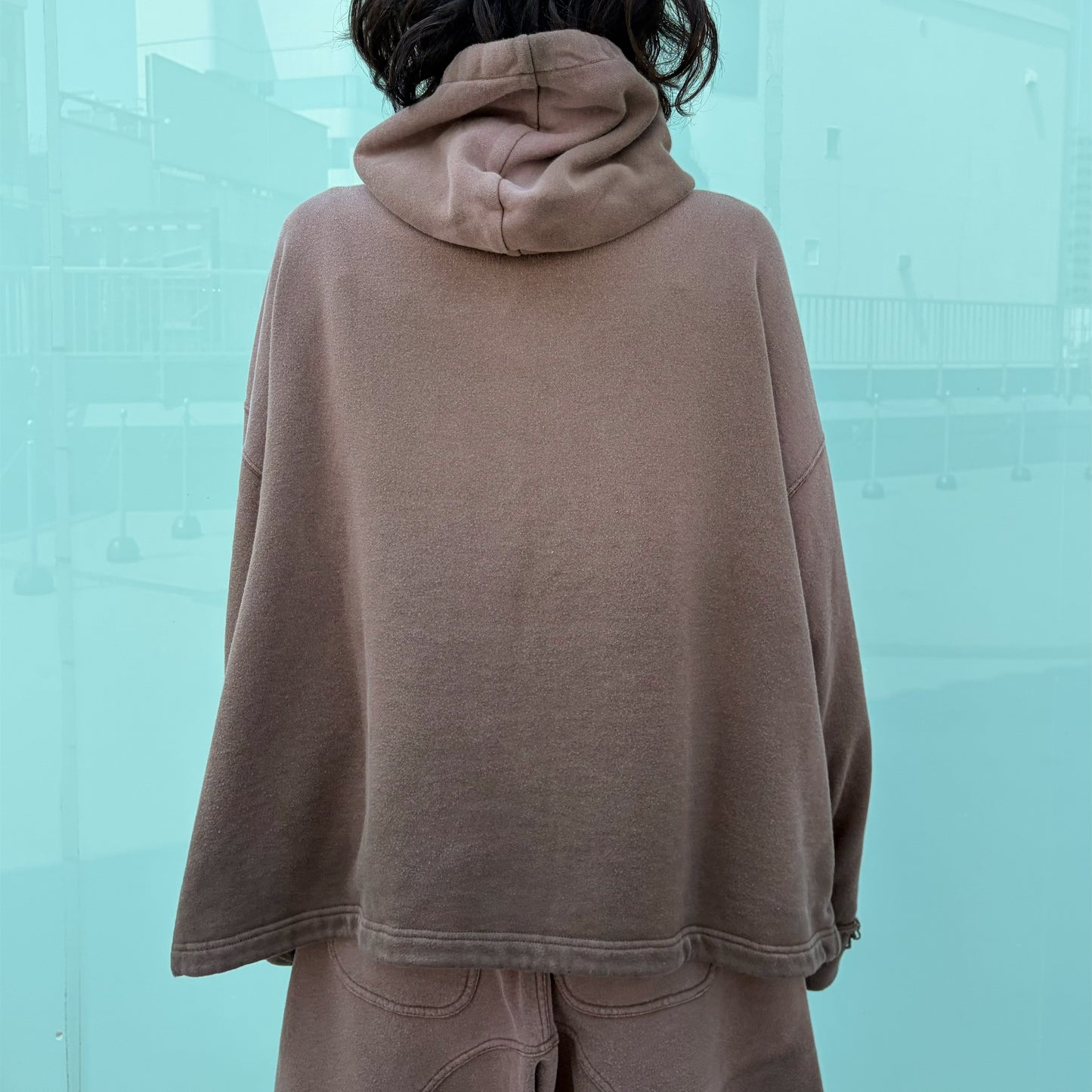 Bleach waves hoodie / DUST BROWN / ブリーチフーディー