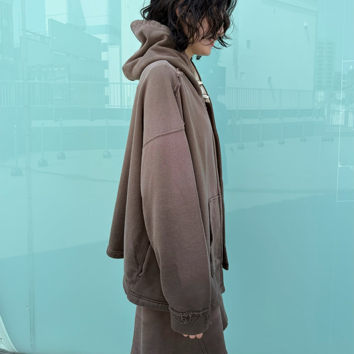 Bleach waves hoodie / DUST BROWN / ブリーチフーディー