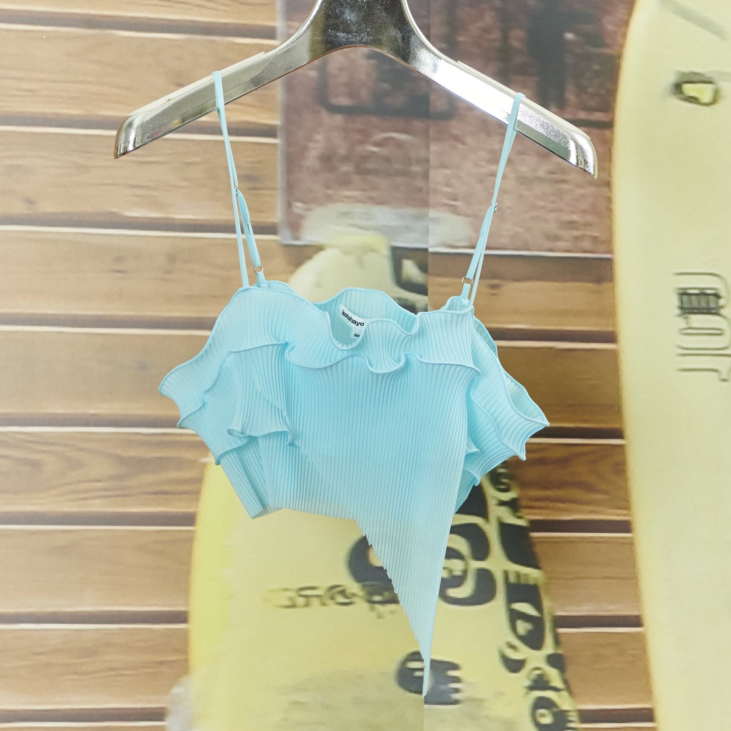 RIPPLE SHEER CAMISOLE / RAMUNE / メロウフリルプリーツキャミソール