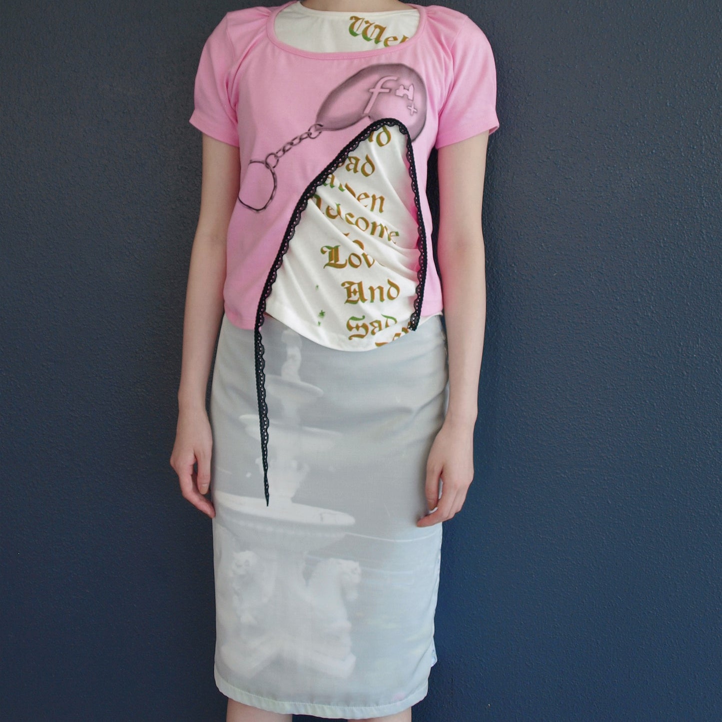 shell key chain print square neck top / pink / グラフィックTシャツ