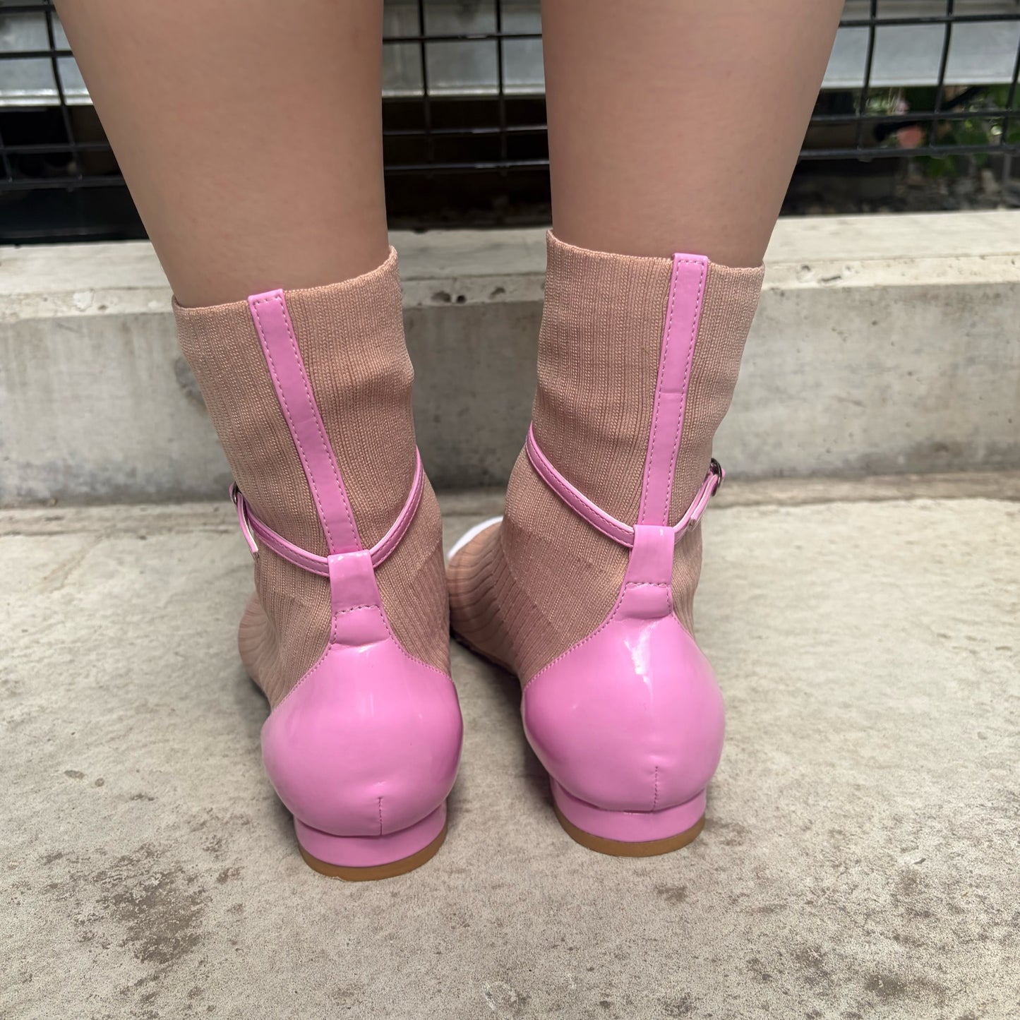 SOCKS PLUS PLUS / PINK / ソックスストラップシューズ