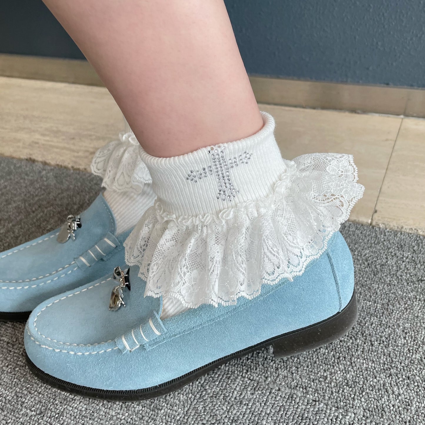 Line stone lace tabi socks / White / レースソックス