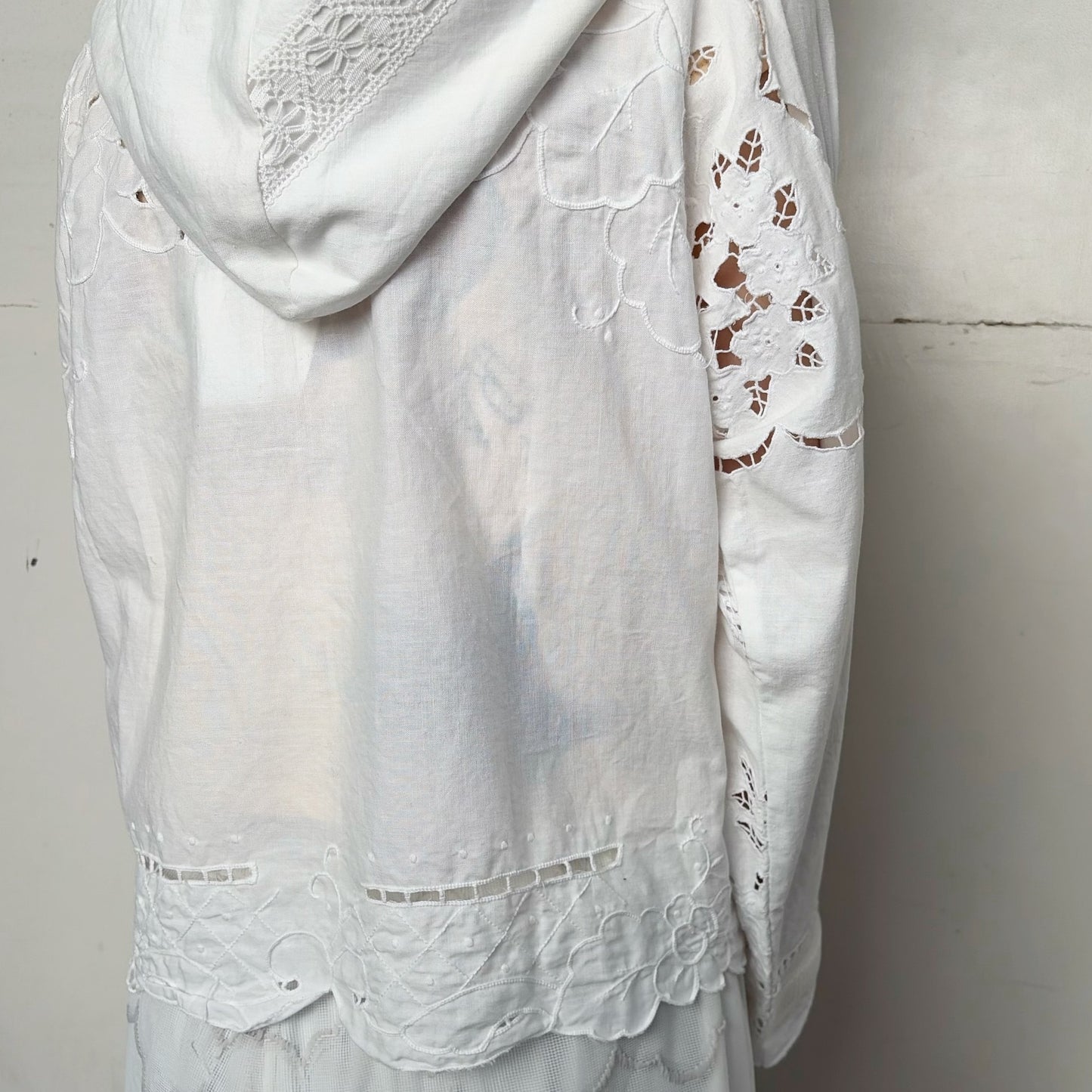 TABLE CLOTH ZIP-UP HOODIE / WHITE / テーブルクロスジップアップフーディー