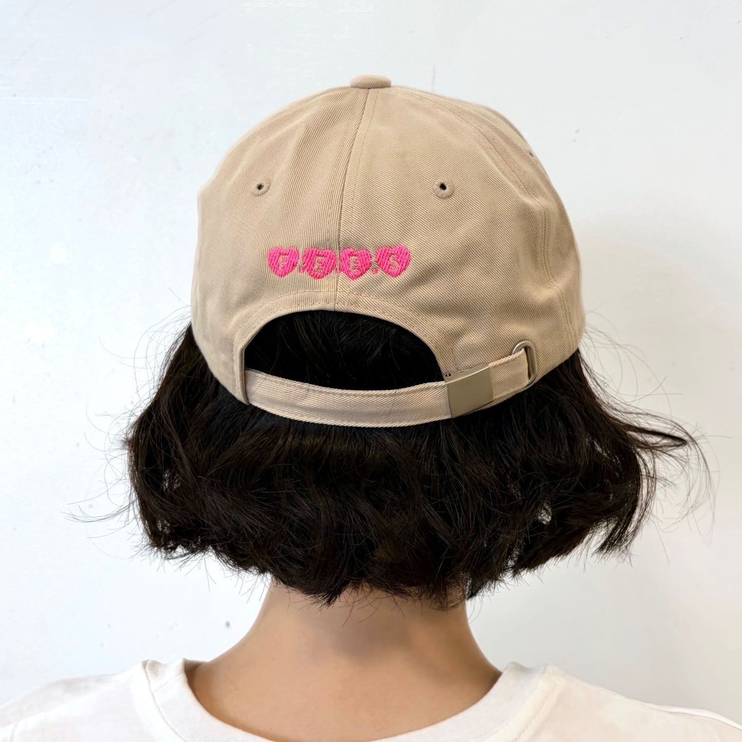 [F.E.E.S] kitty hairpin ball cap / beige / 刺繍キャップ