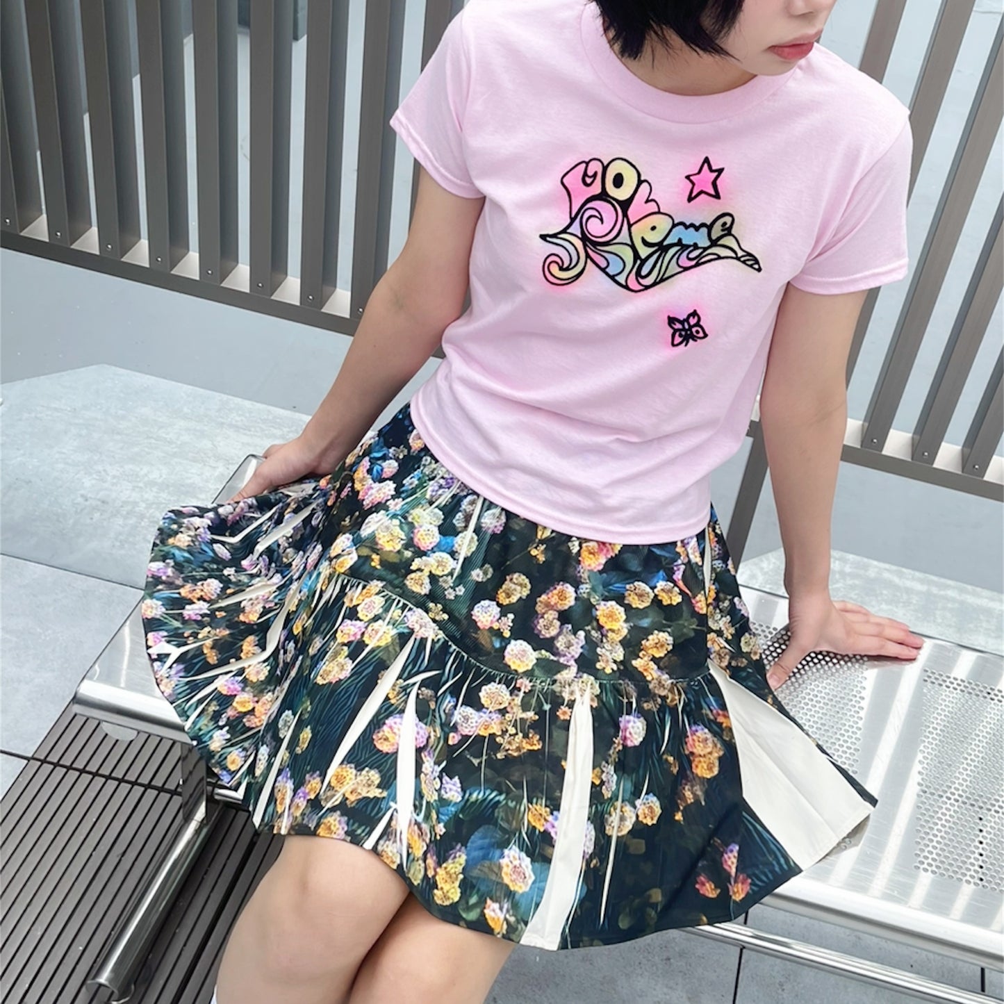 love me tee / pink / エアブラシグラフィックTシャツ