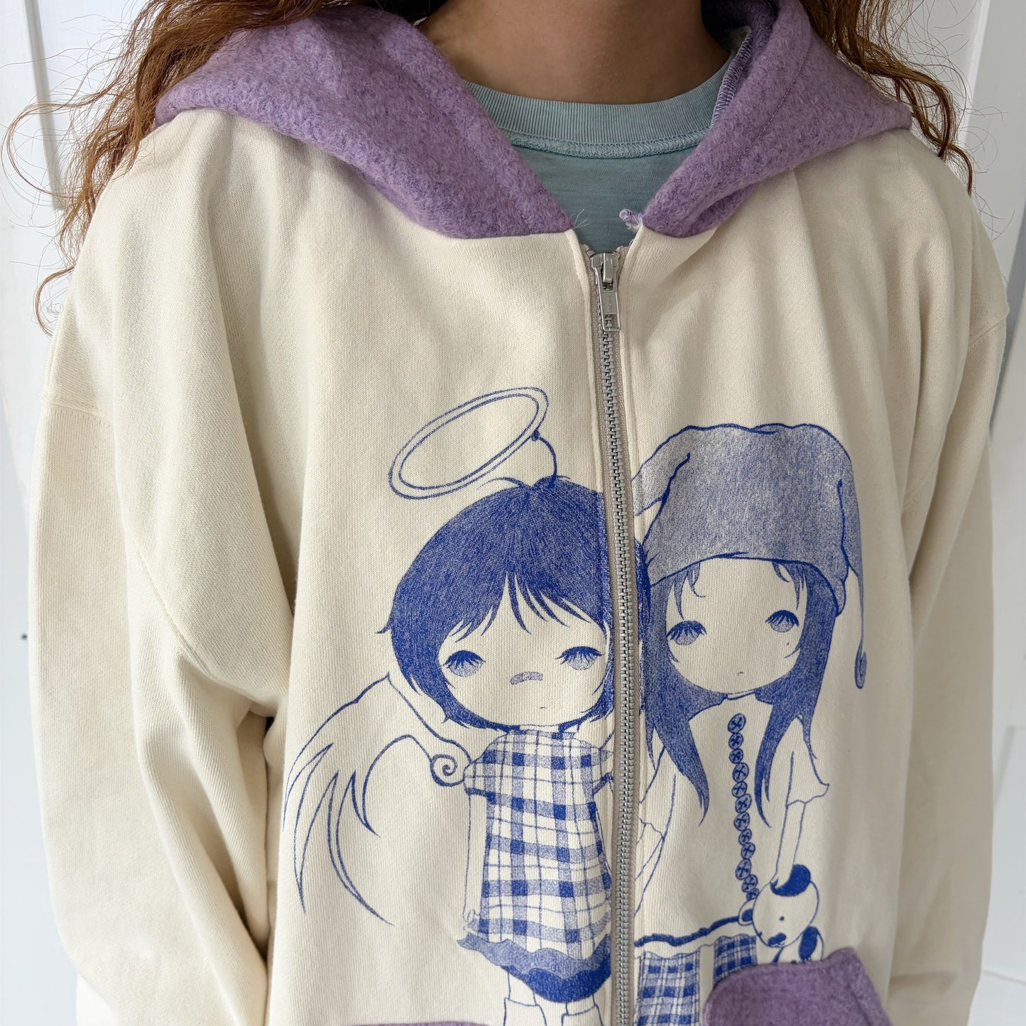 【Collabolation with Lee Haesun】Haesun Angels hoodie / Sand / グラフィックフーディー