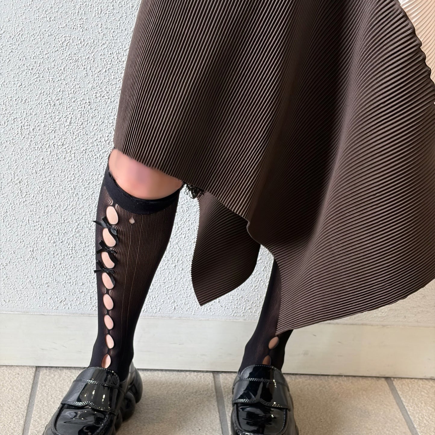 ARCH SKIRT / CHOCOLATE / プリーツスカート