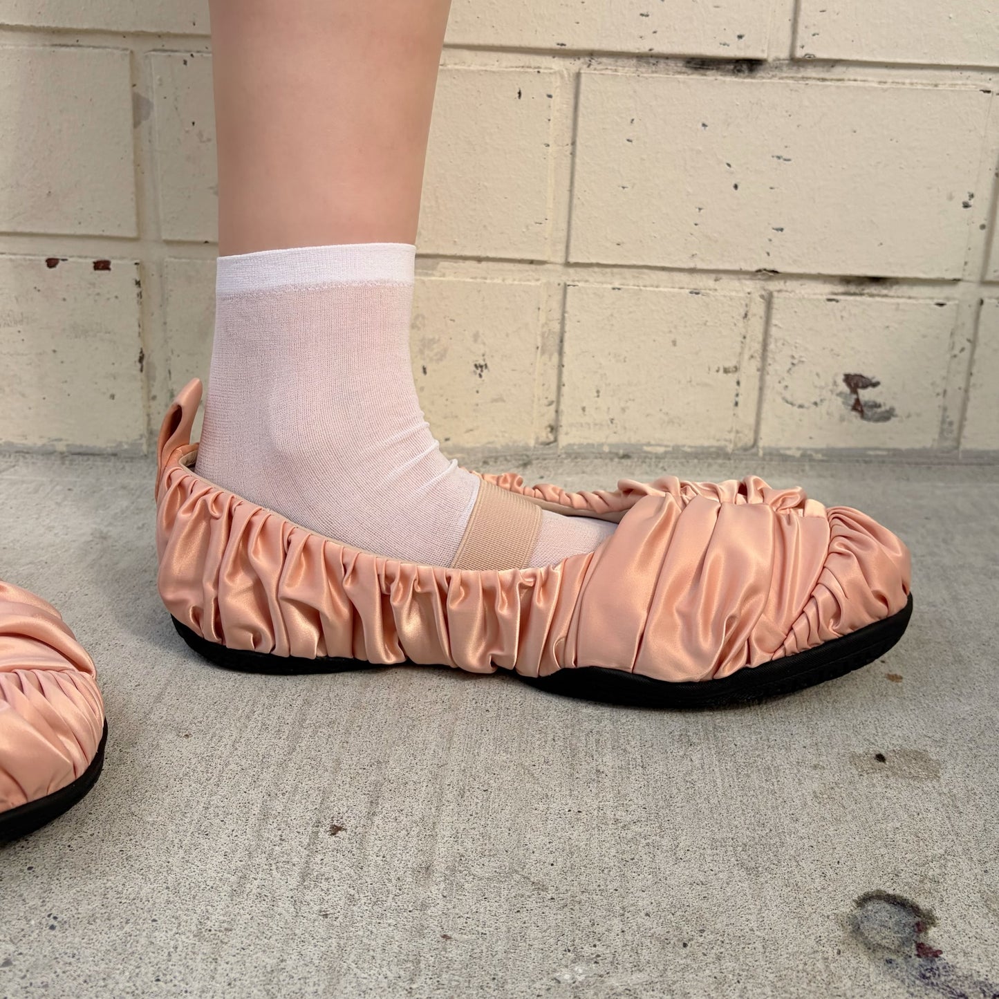 【THREETREASURES】Pirouette / PINK / サテンバレエシューズ