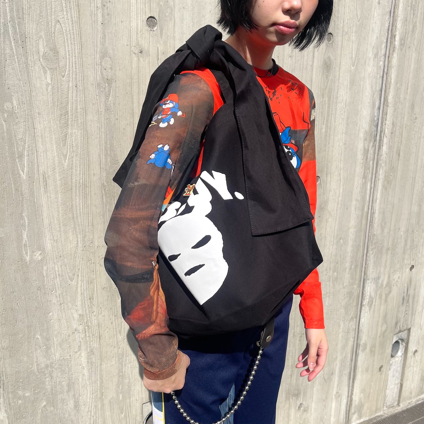 NEW BODY BAG! CHARACTER / BLACK / ショルダーバッグ