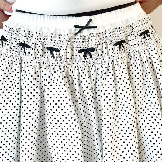Briefs embroidery skirt / White / スモッキングスカート