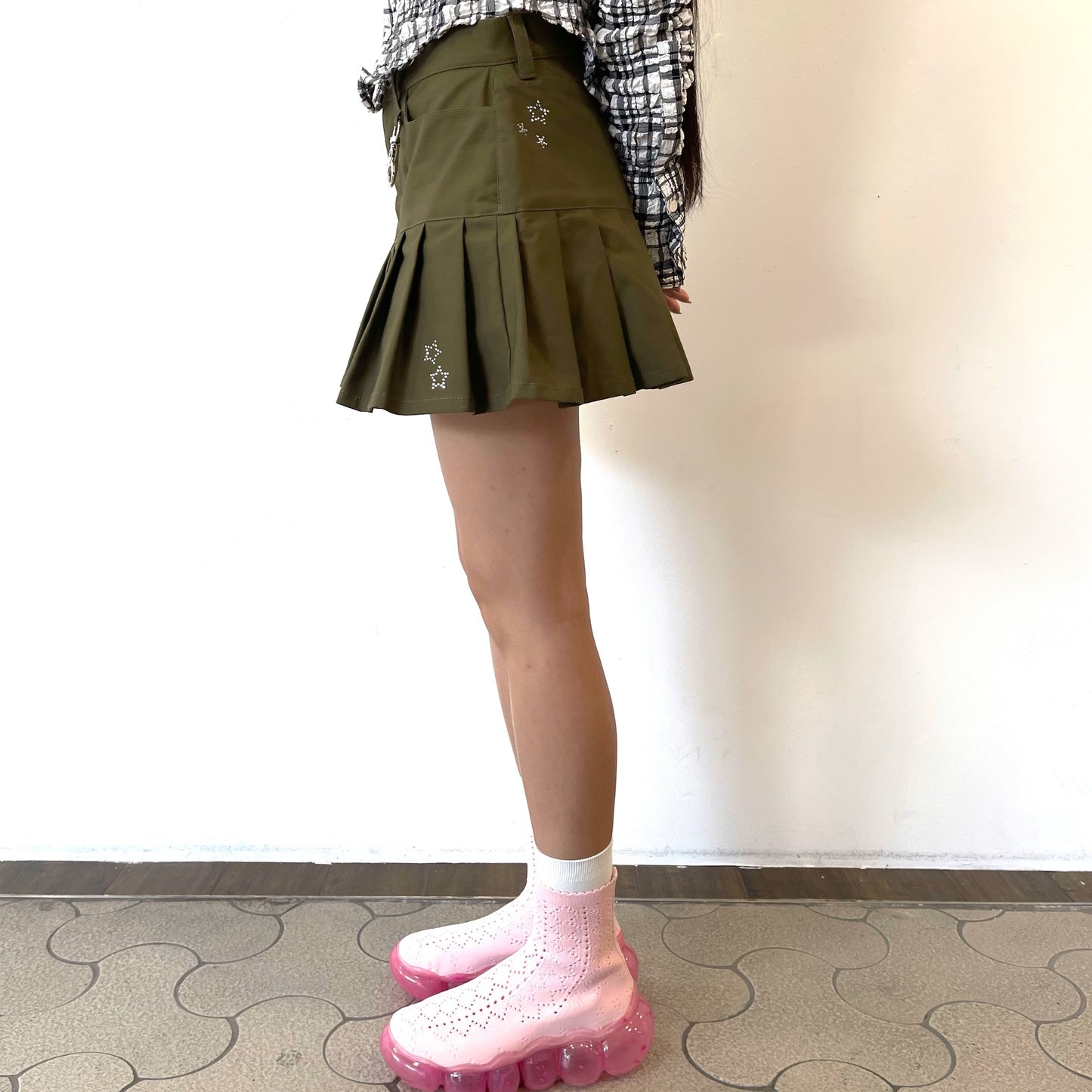 Pleated mini skirt / Khaki / プリーツミニスカート