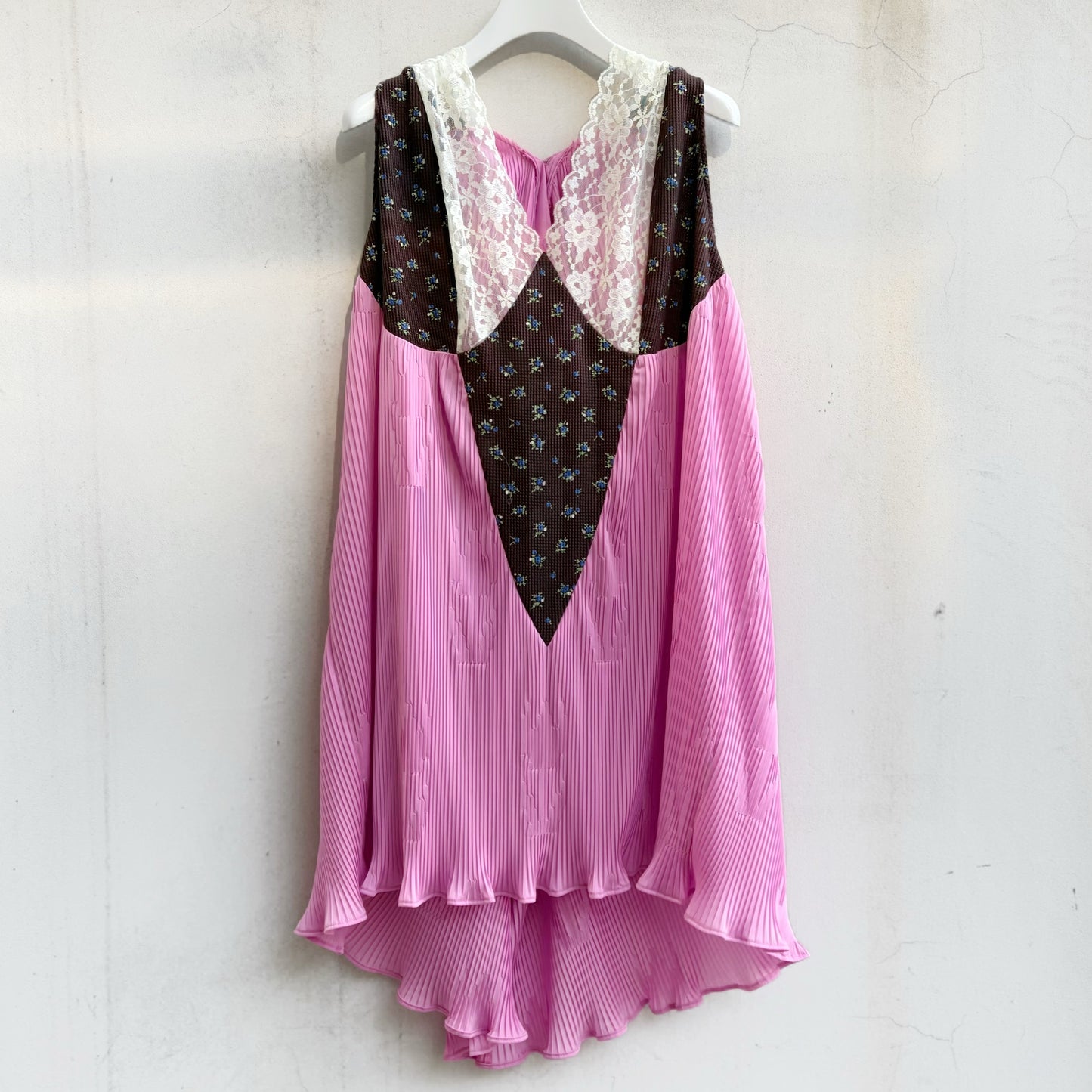 PICNIC DRESS / PINK / プリーツワンピース