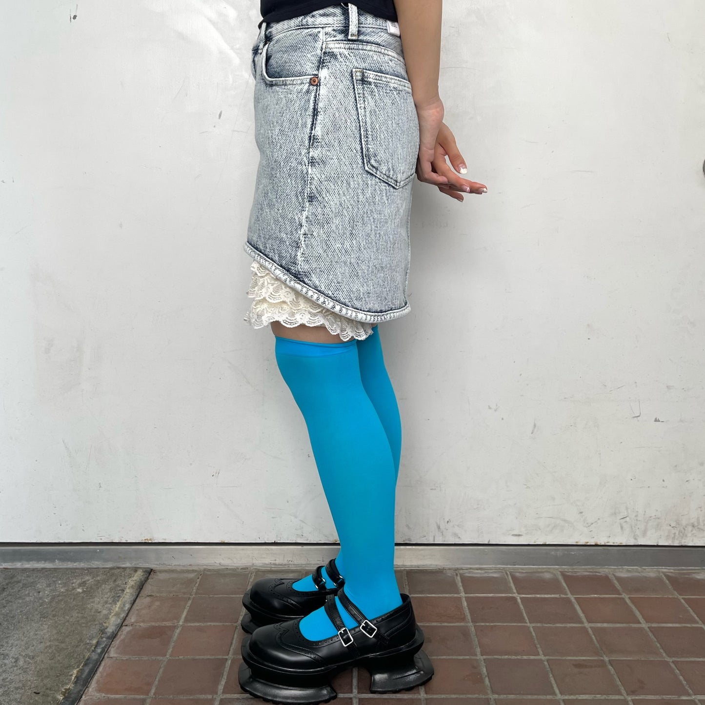 WAVE CUT DYED SKIRT / WHITE / ウェーブカットデニムスカート