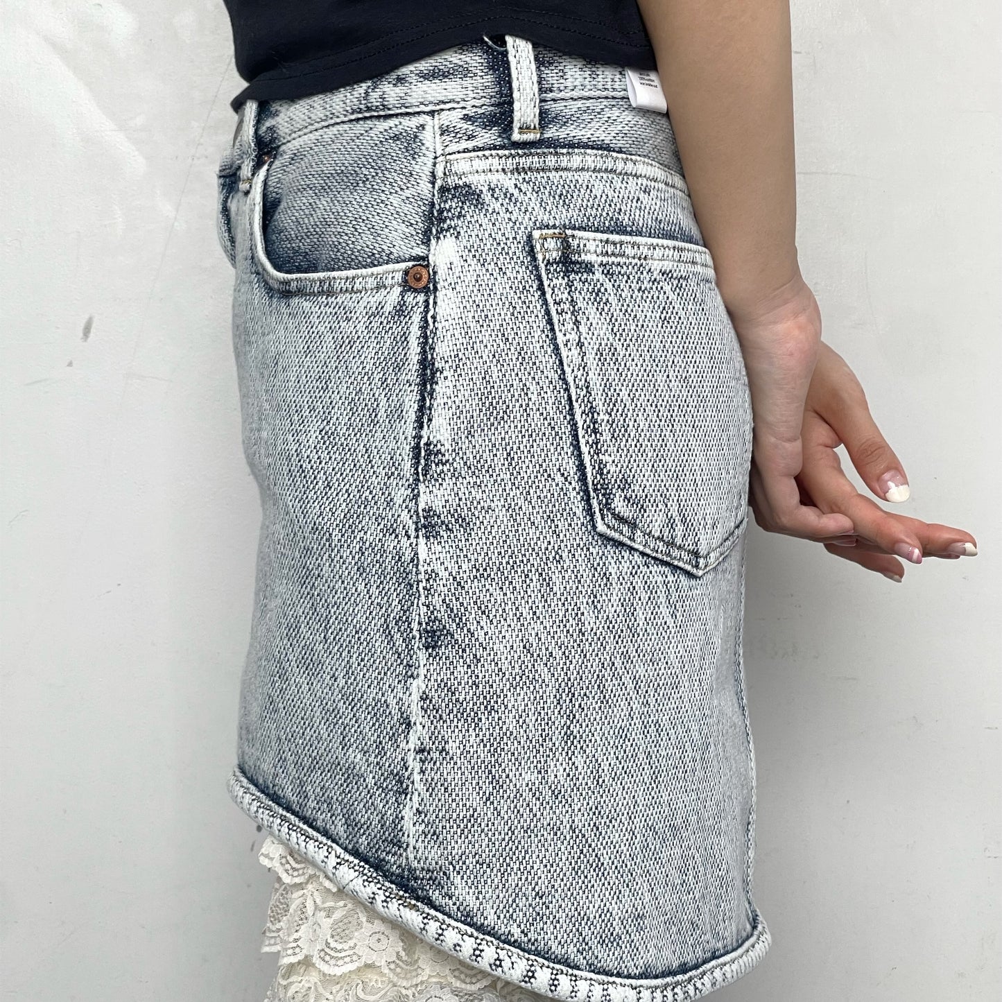 WAVE CUT DYED SKIRT / WHITE / ウェーブカットデニムスカート
