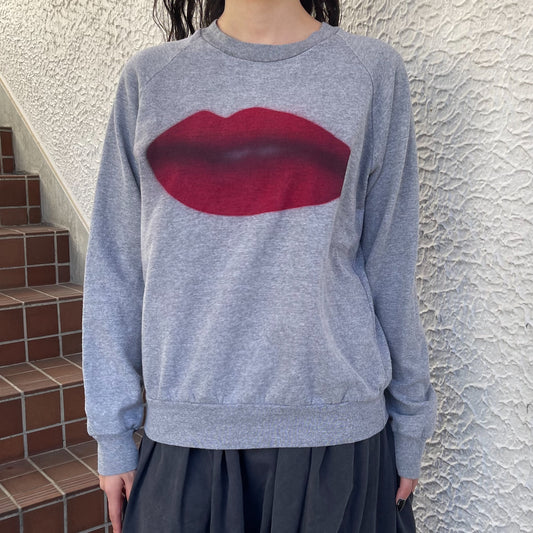 Grey marl lips sweater / エアブラシTシャツ