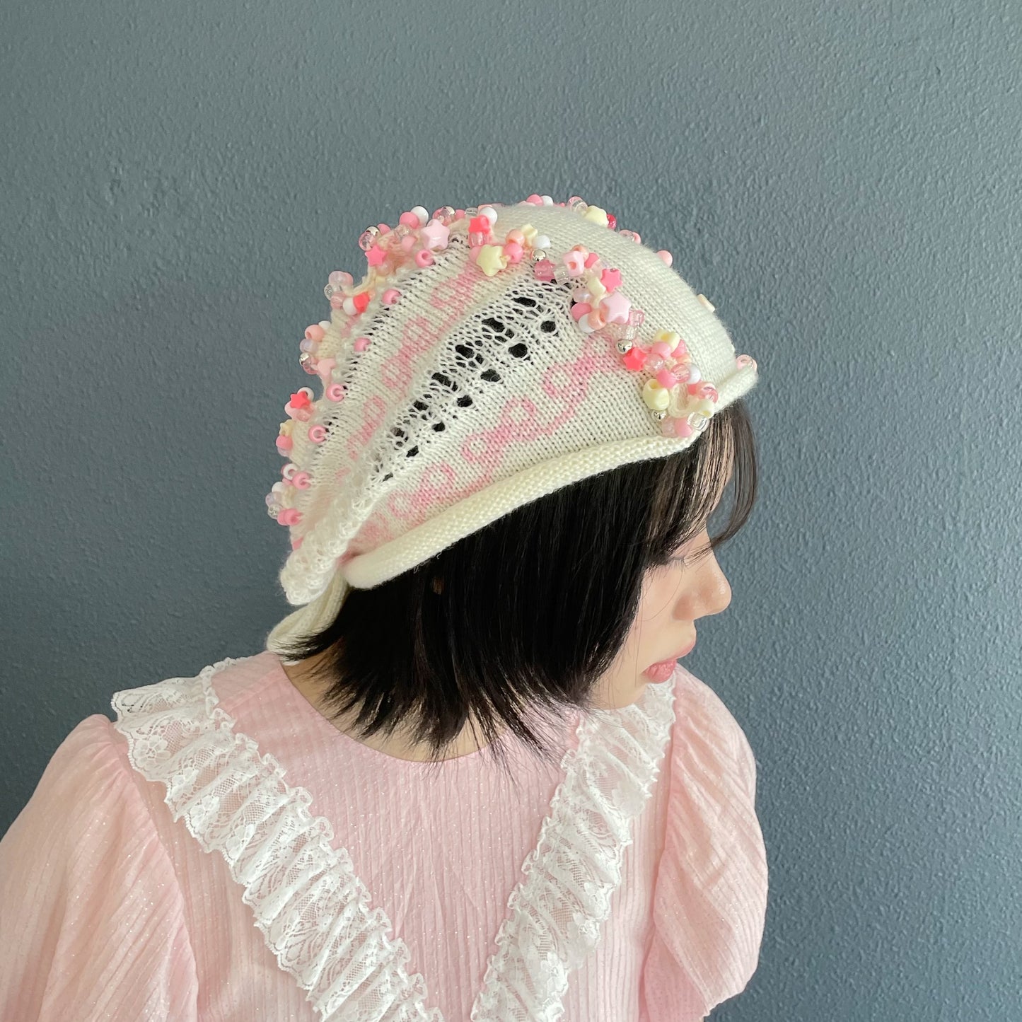 Frill knitted ribbon hat / White × Pink / フリルニットリボンハット