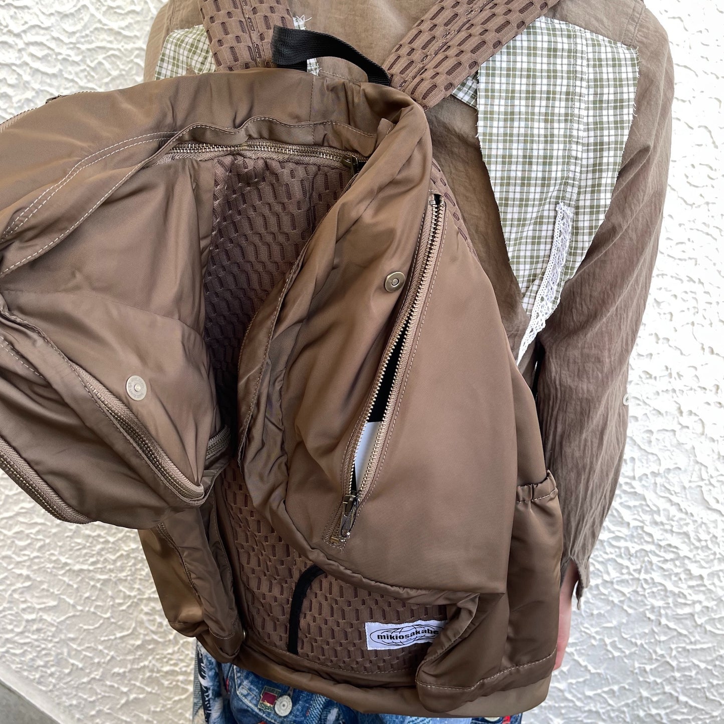 TWISTED BACK PACK / BROWN / ツイストバックパック