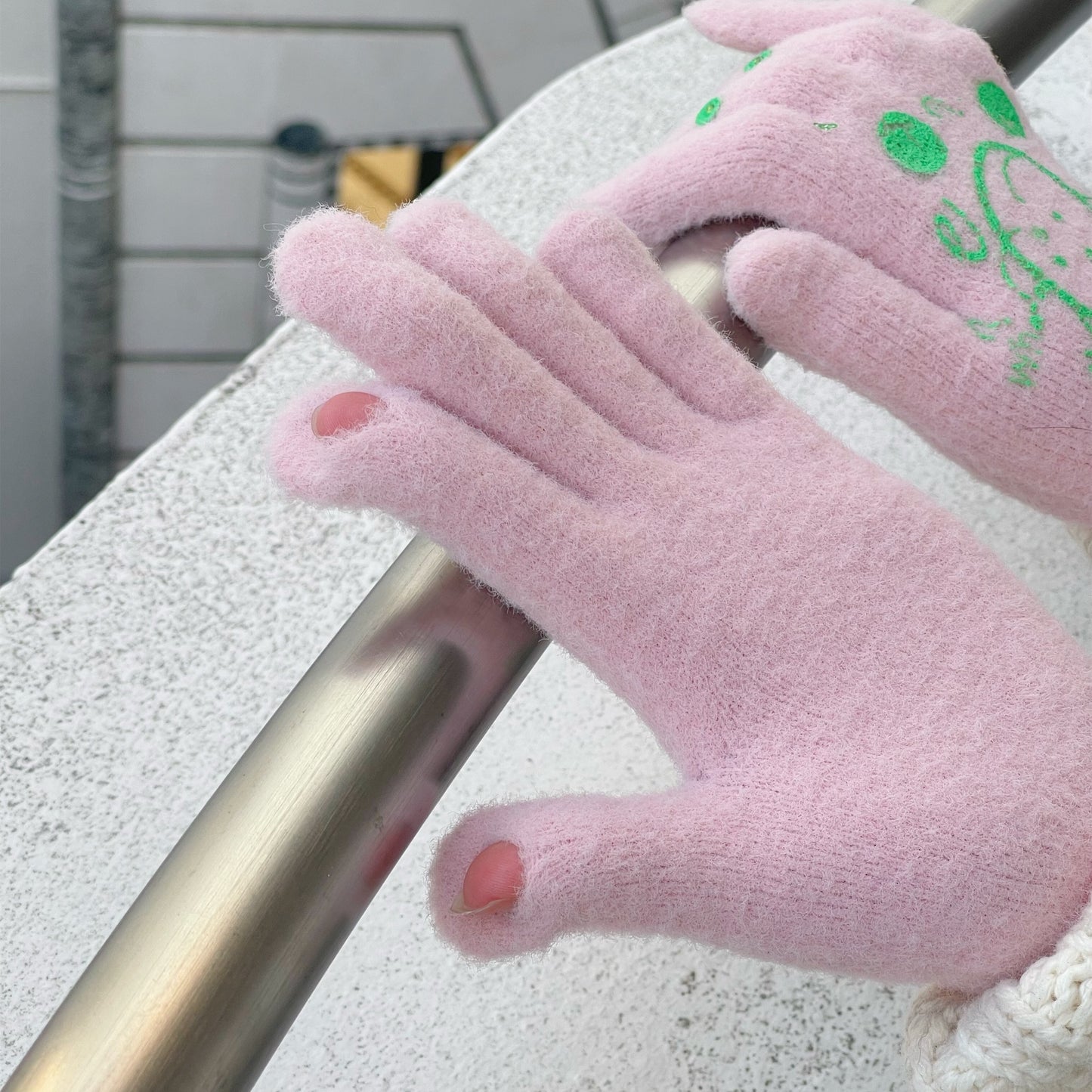 【SHEEP SOUVENIR】sheep vs winter knit glove / pink / 手袋