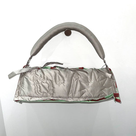 CRYSTAL SHOULDER BAG / SILVER / キルティングハンドバッグ