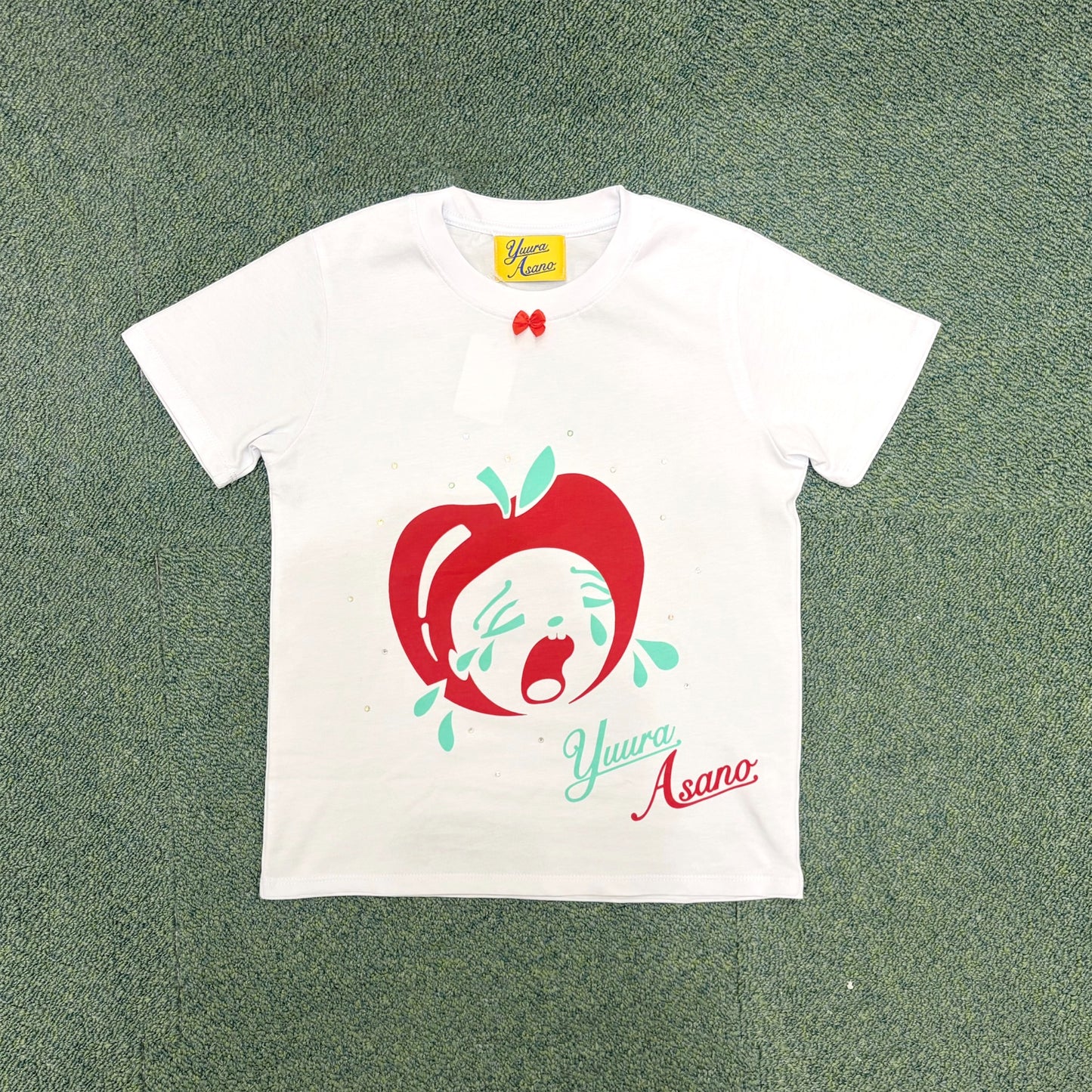 KIRAKIRA Ribbon Ringo Tshirt / White / グラフィックプリントTシャツ