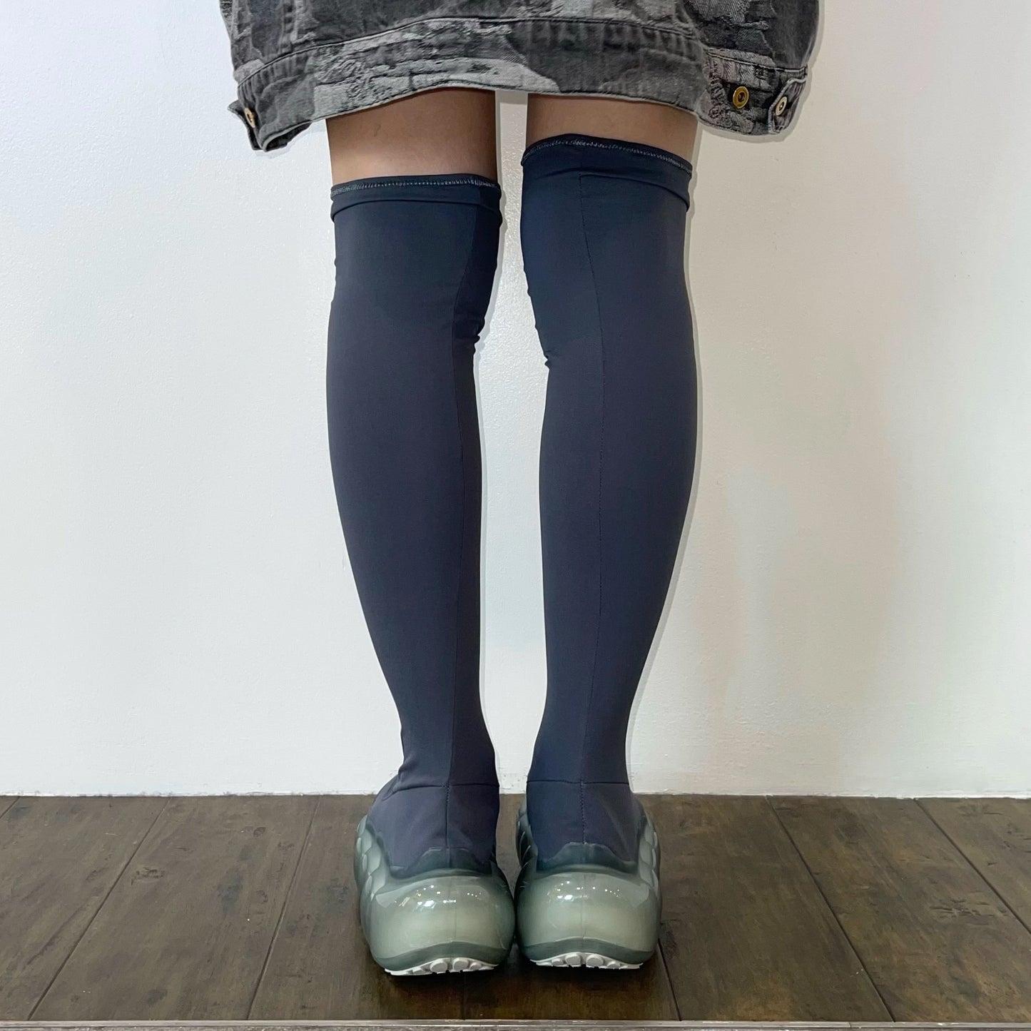 JEWELRY BUBBLE TIGHTS / DARK GRAY / MIKIOSAKABEソックスブーツ