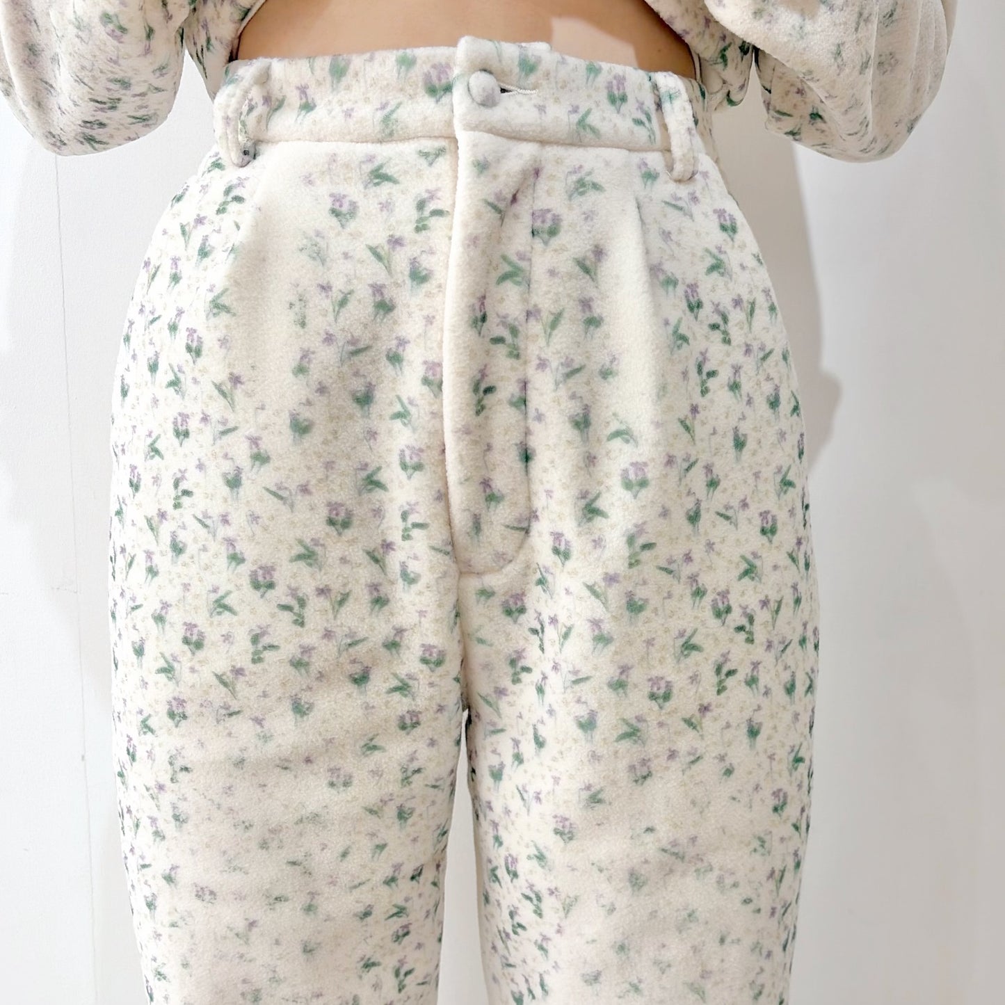fading flower fleece pants / white / フェイディングフラワーフリースパンツ