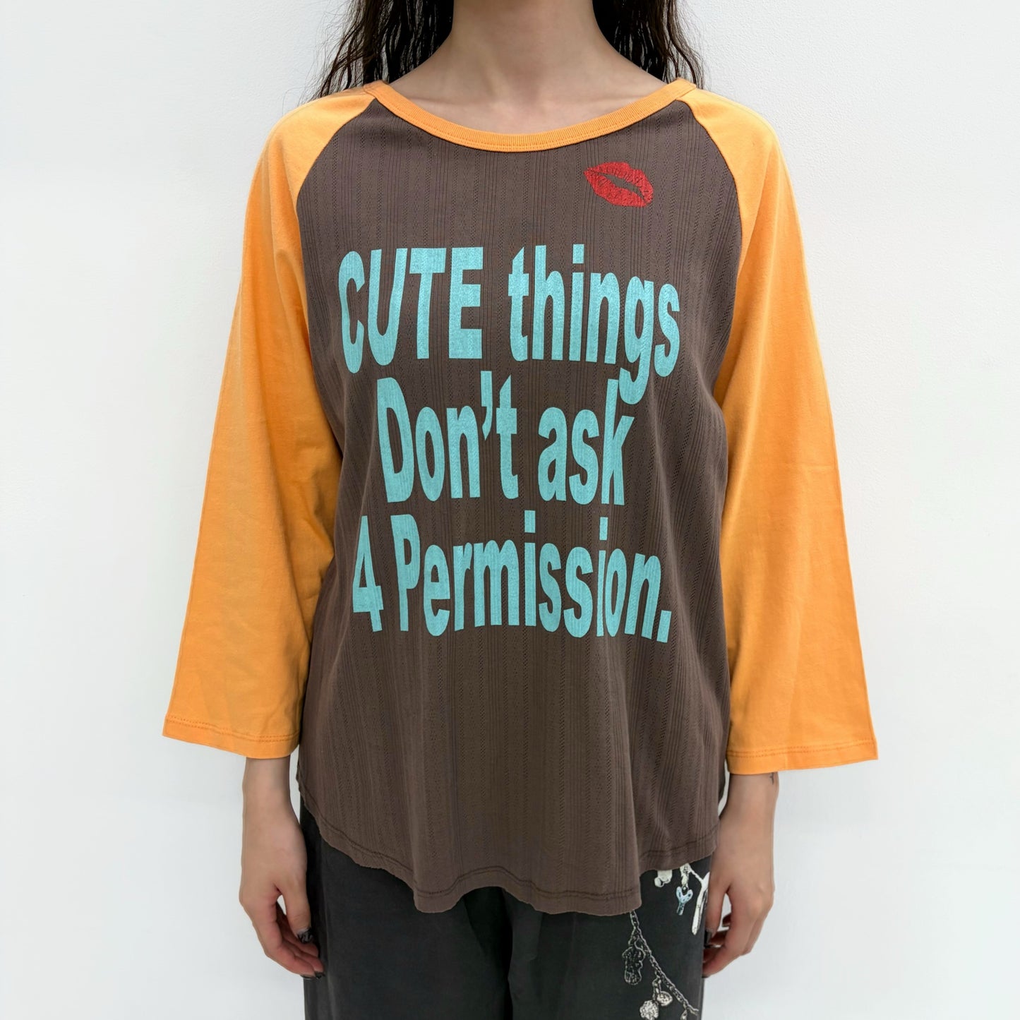 [F.E.E.S] eyelet raglan t-shirt / brown / ラグランスリーブTシャツ