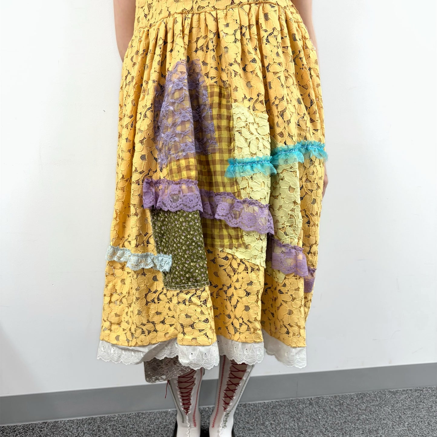 yellow dress / レースドレス