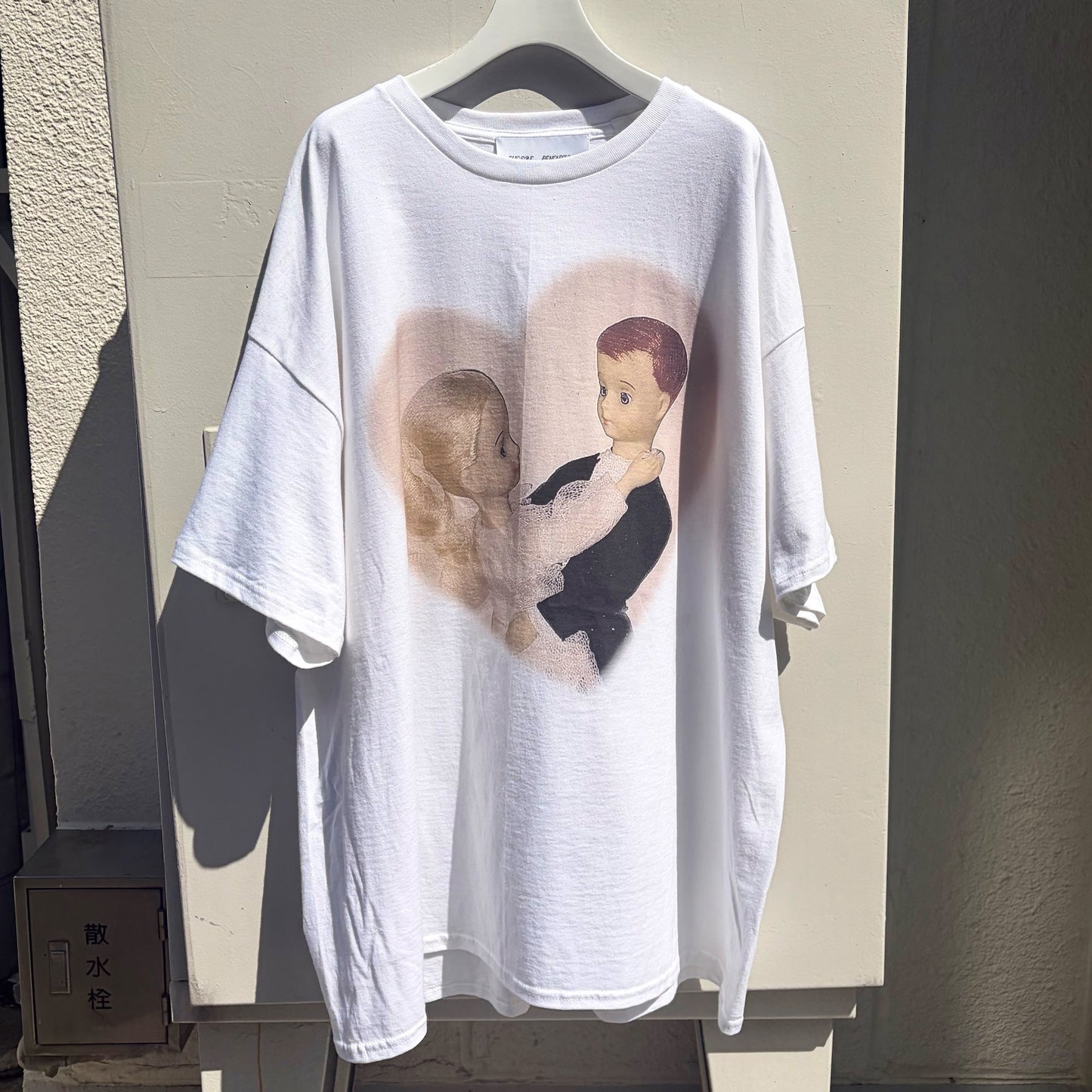 WEDDING DAY T-SHIRT / WHITE / グラフィックTシャツ