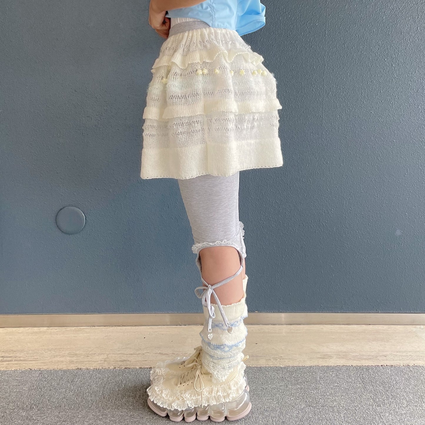 Knitted frill short skirt / White / ニットフリルショートスカート