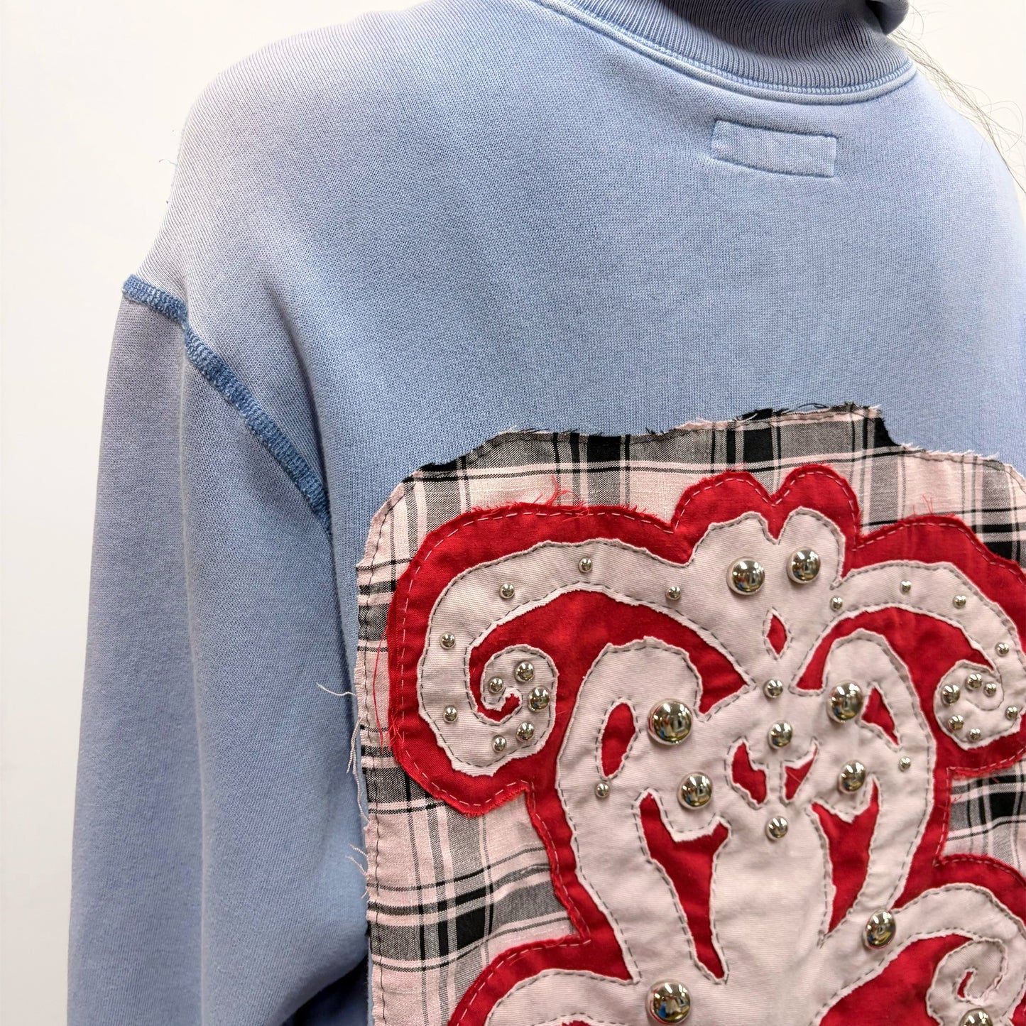【BELDURRA】BLUE SWEATER / パッチワークスウェット