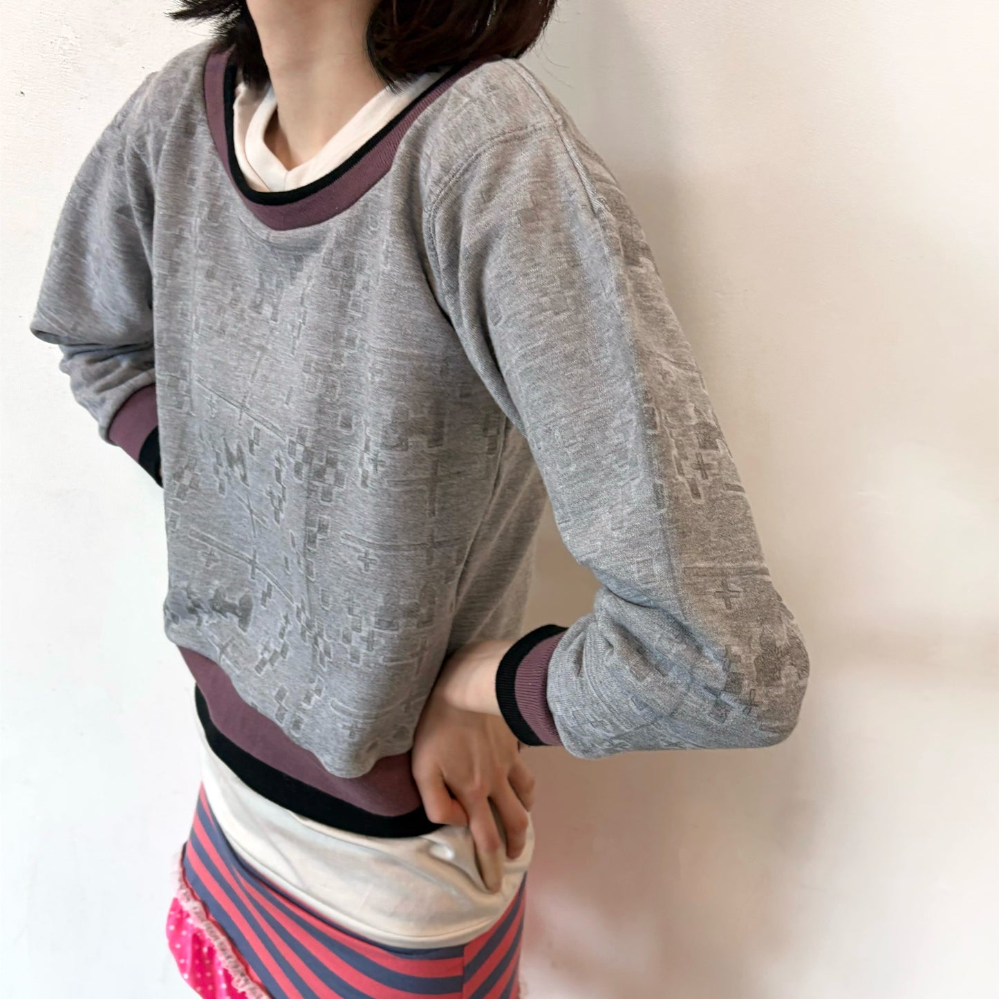 v neck layer sweat / gray / Vネックレイヤーシャツ