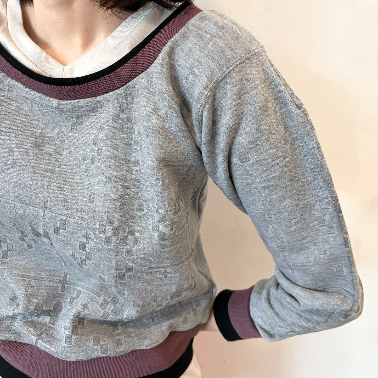 v neck layer sweat / gray / Vネックレイヤーシャツ