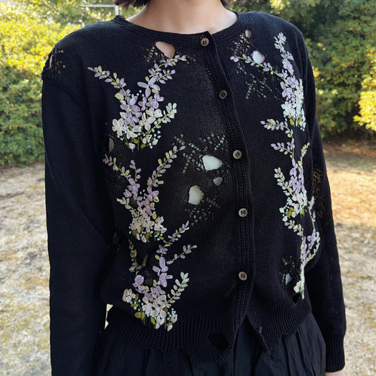 embroidered cardigan / black / 刺繍カーディガン