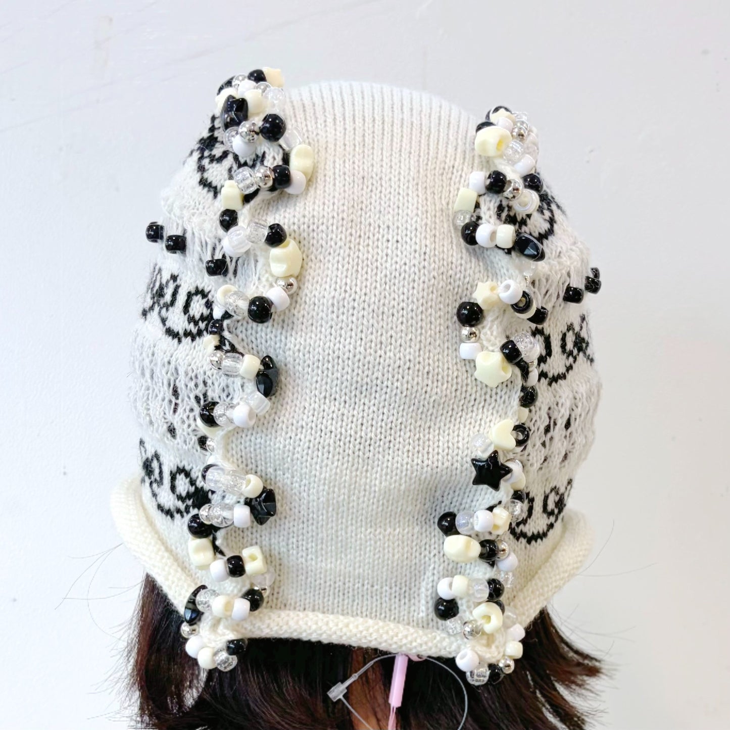 Frill knitted ribbon hat / White × Black / フリルニットリボンハット