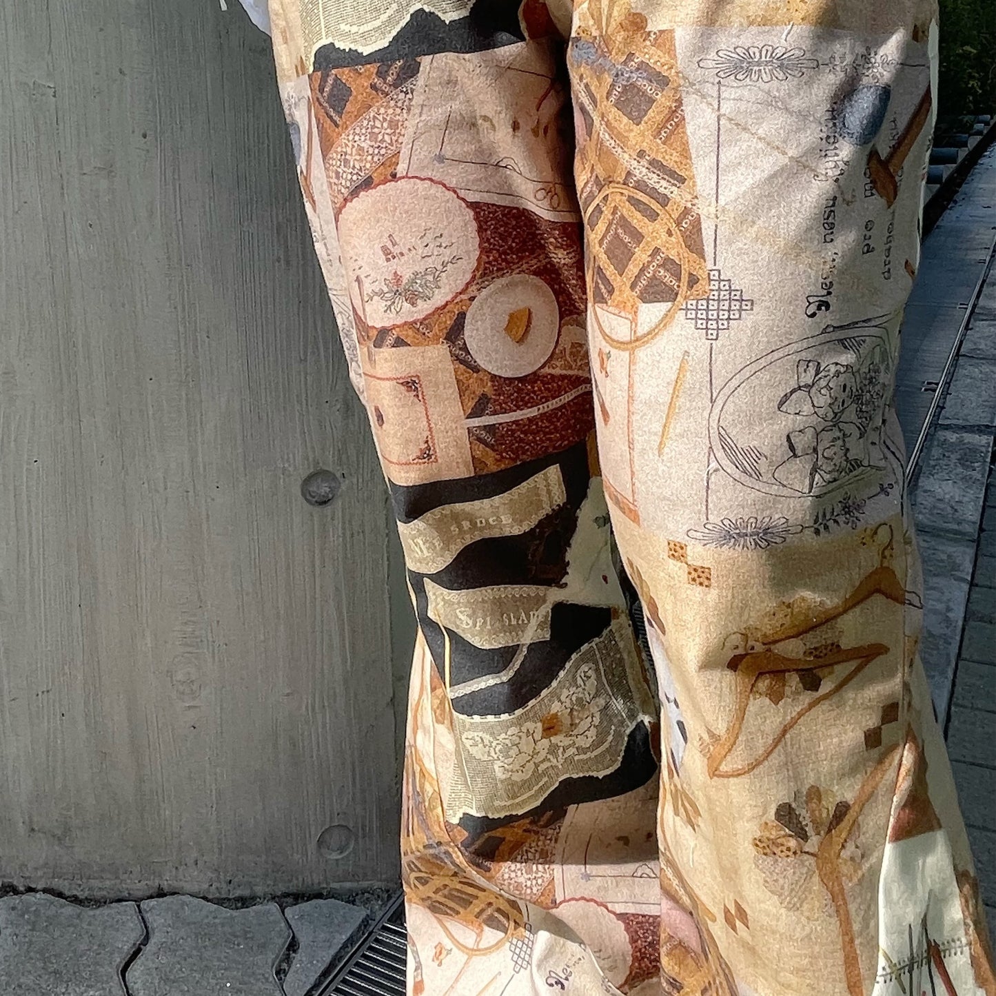 Curve Trousers / Memory / カーブパンツ