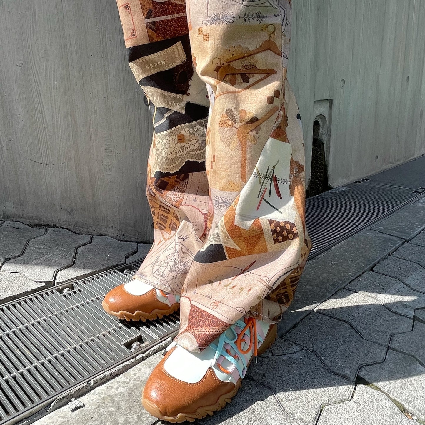 Curve Trousers / Memory / カーブパンツ