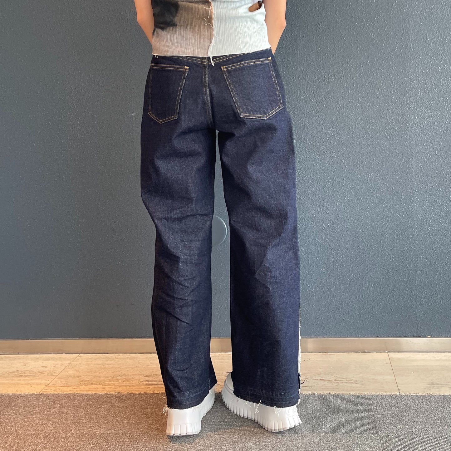 Slit Leg Denim Pants / INDIGO / スリットレッグデニムパンツ