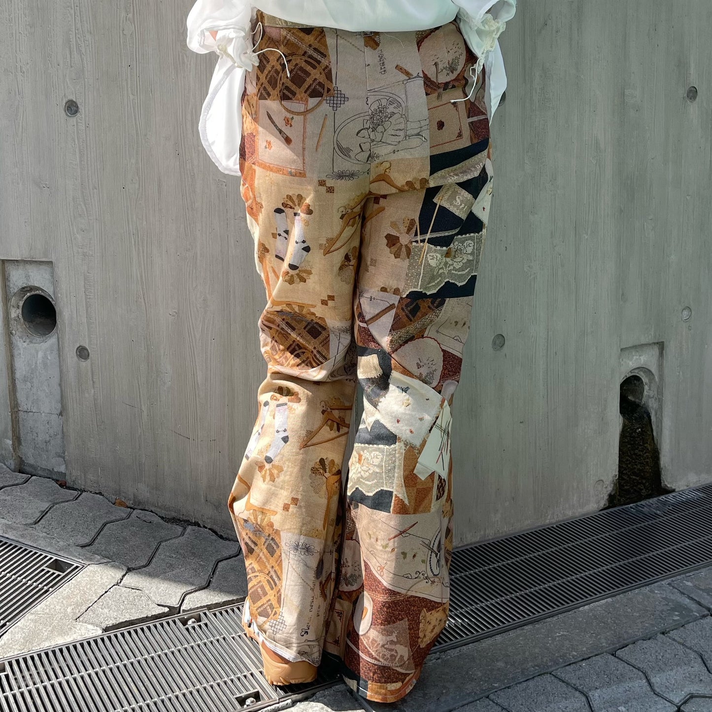 Curve Trousers / Memory / カーブパンツ