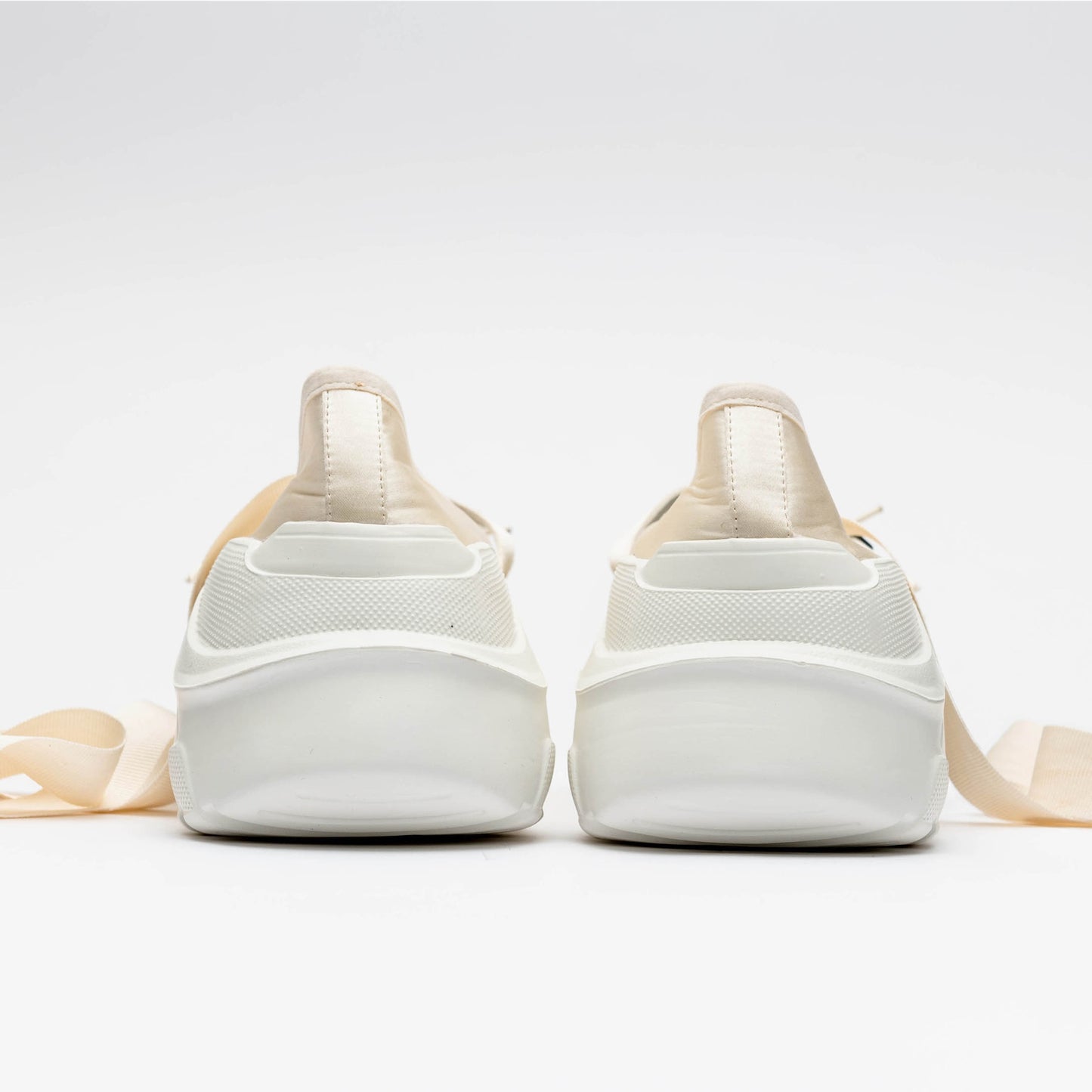 【AKIKOAOKI】Giselle-satin / Ivory x White / サテンバレエシューズ