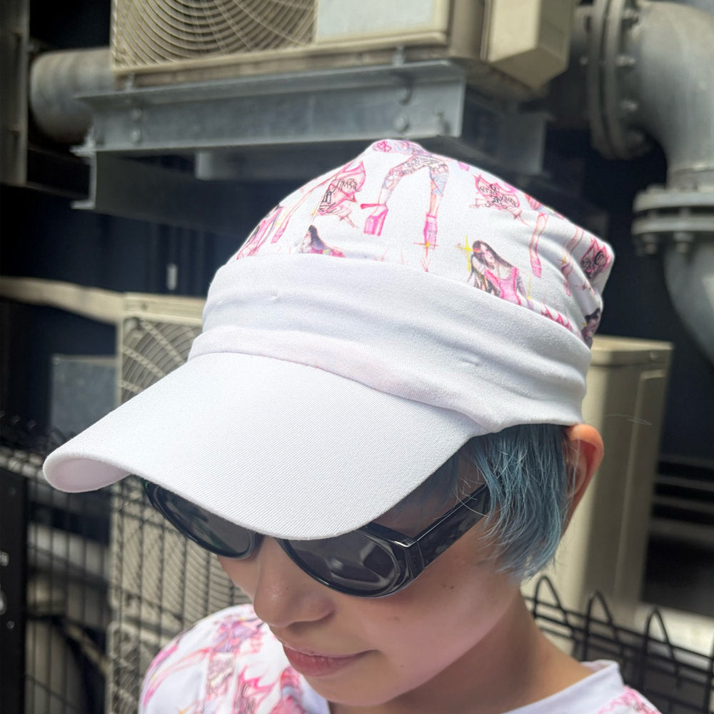 White baseball cap / グラフィックキャップ